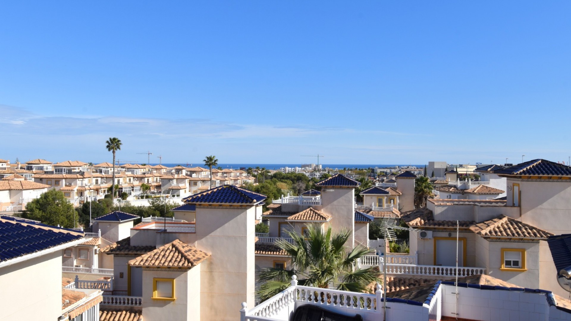 Sale - Detached Villa -
Orihuela Costa - Playa Flamenca