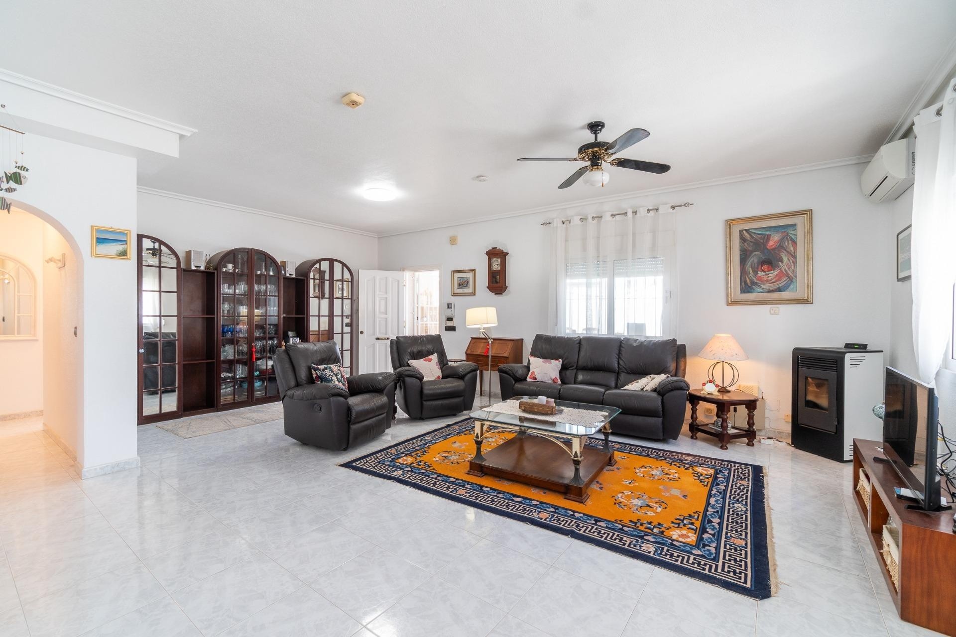 Sale - Detached Villa -
Orihuela Costa - Playa Flamenca
