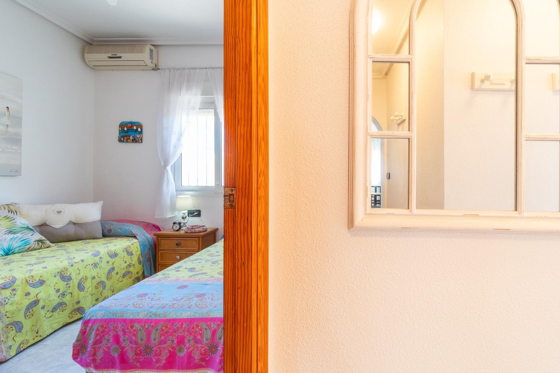 Sale - Detached Villa -
Orihuela Costa - Playa Flamenca