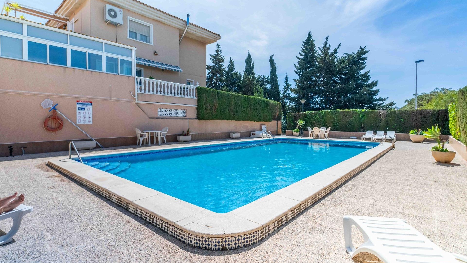 Sale - Detached Villa -
Orihuela Costa - Punta Prima