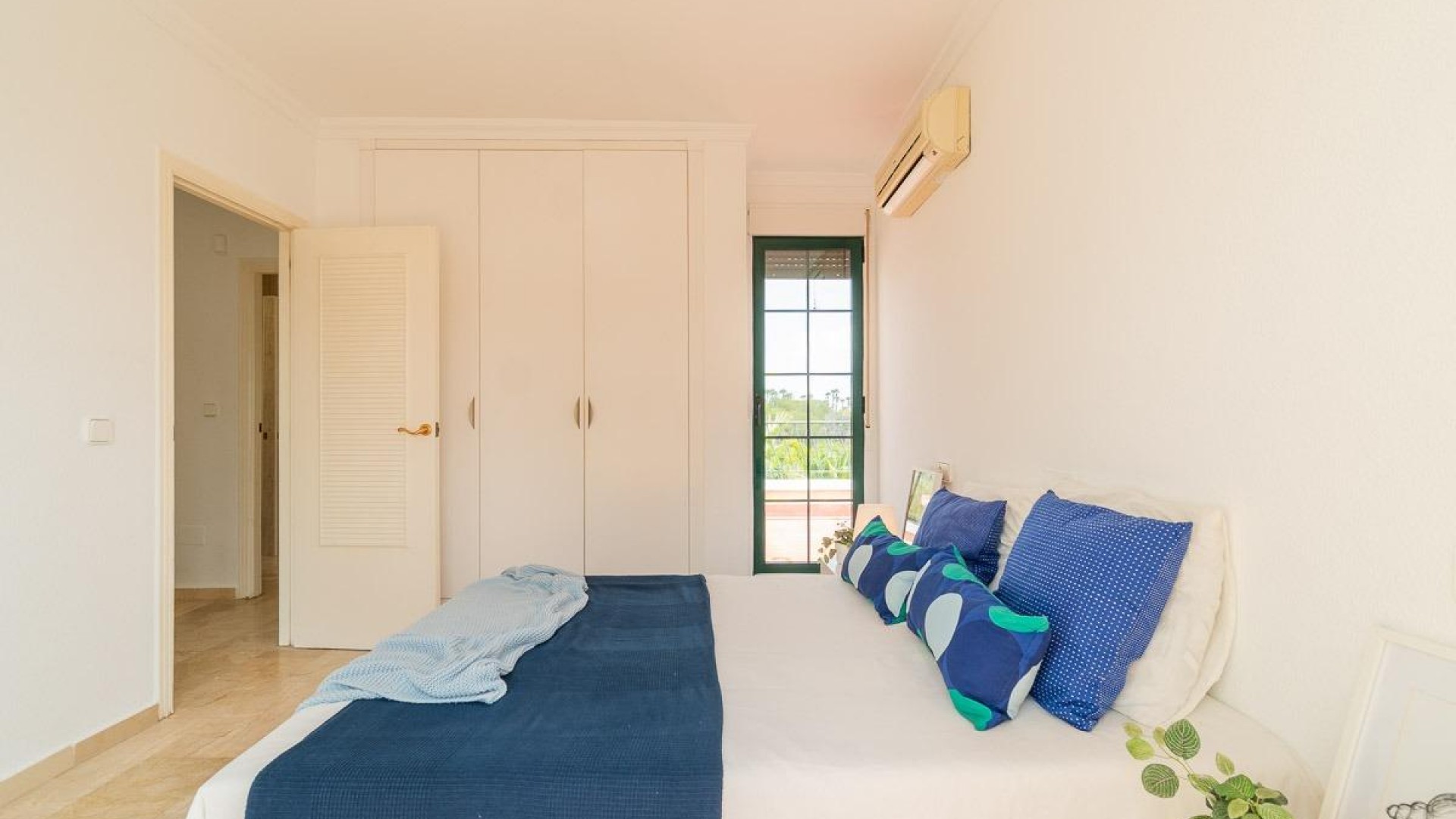 Sale - Detached Villa -
Orihuela Costa - Villamartín-Las Filipinas