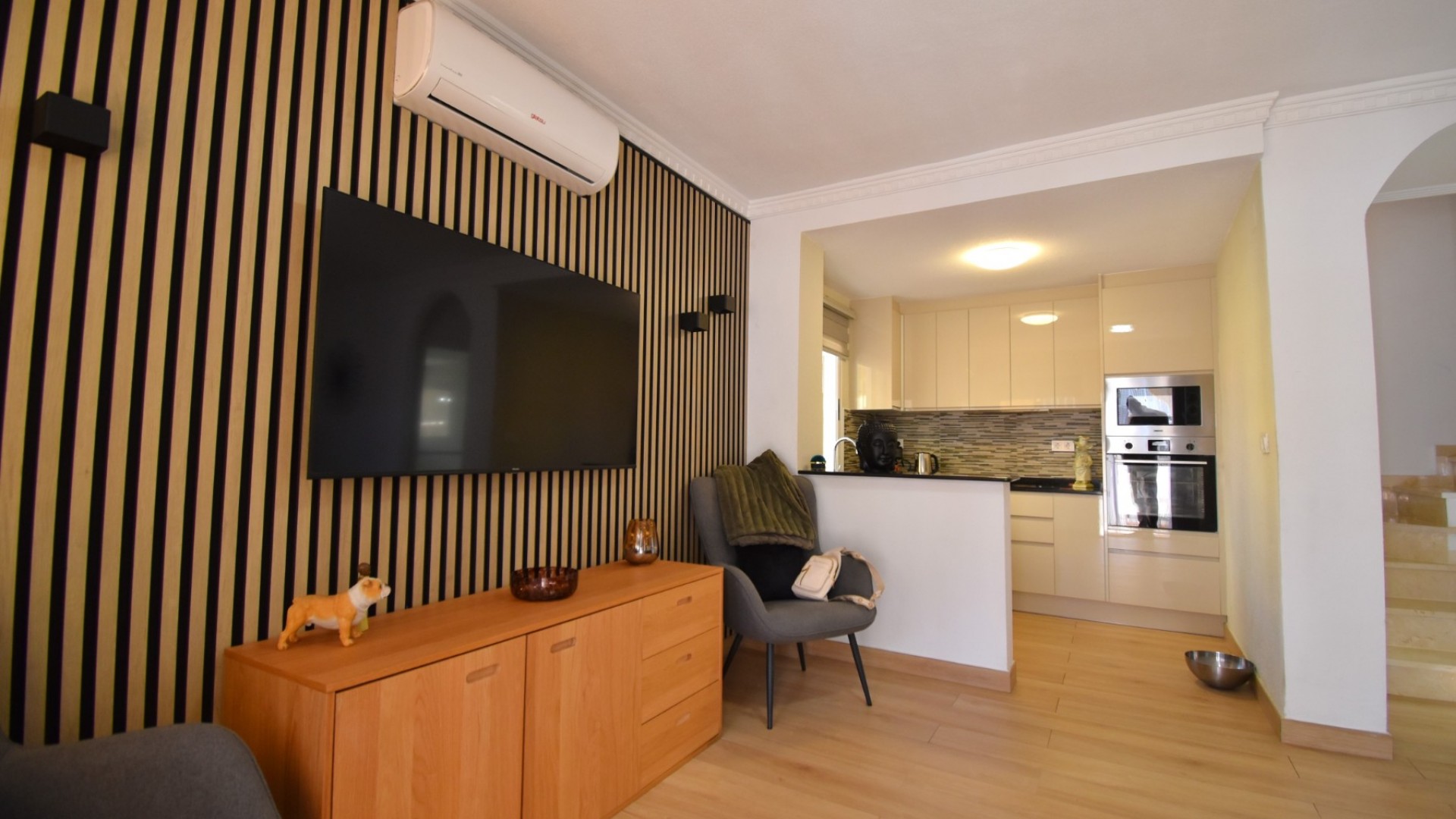 Sale - Detached Villa -
Orihuela Costa - Villamartin