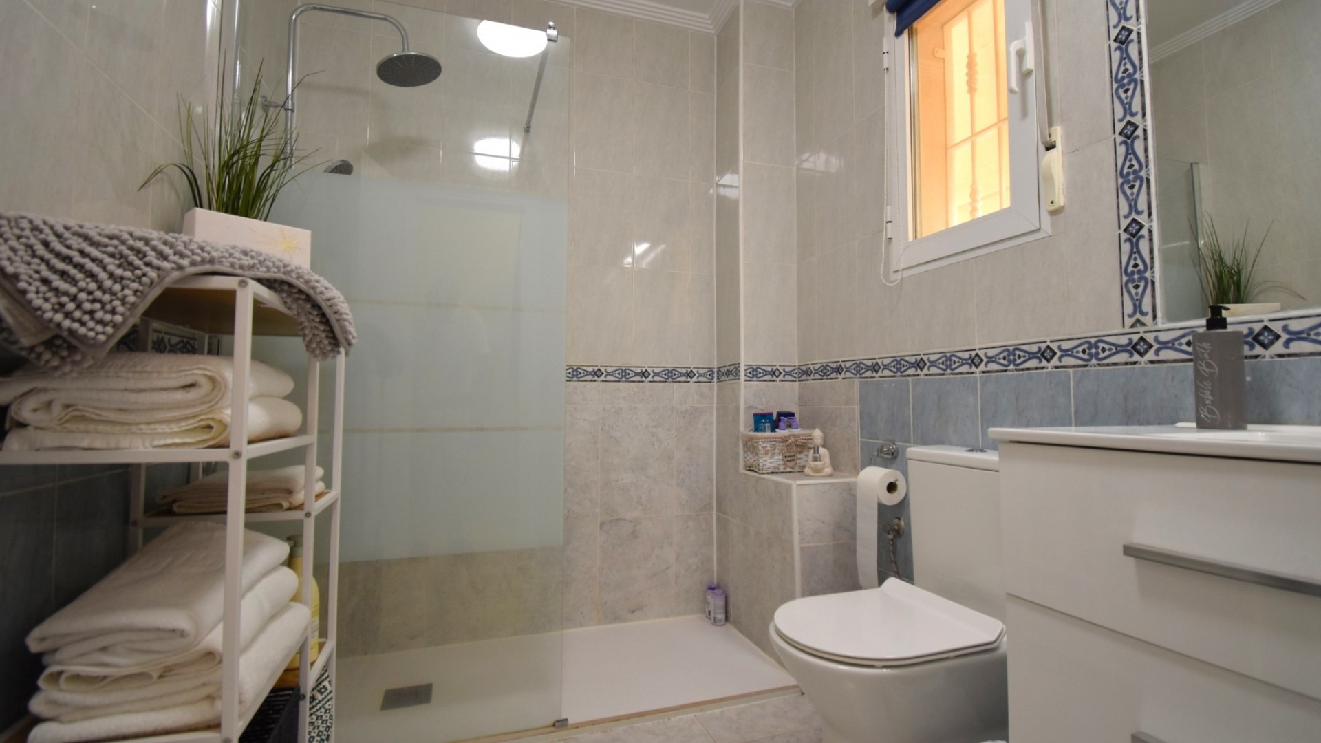 Sale - Detached Villa -
Orihuela Costa - Villamartin