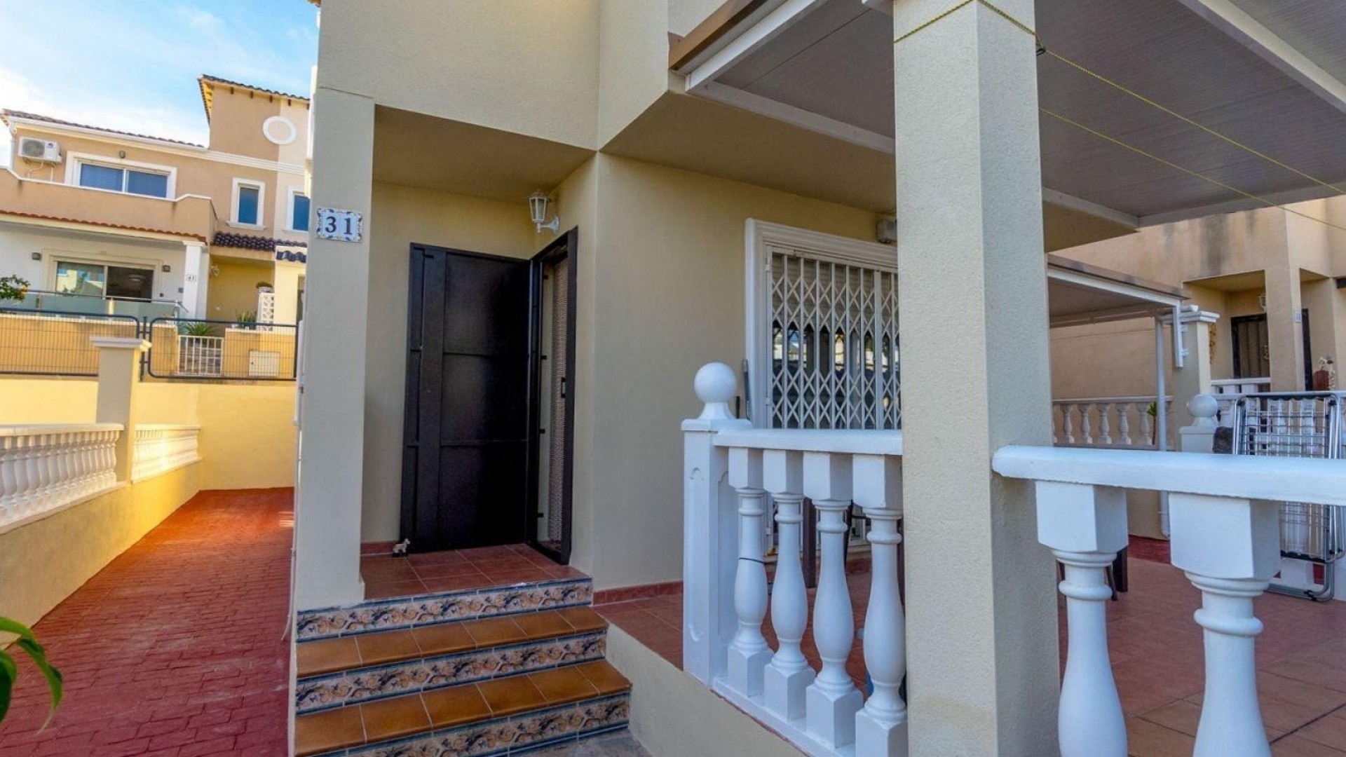 Sale - Detached Villa -
Orihuela Costa - Villamartín