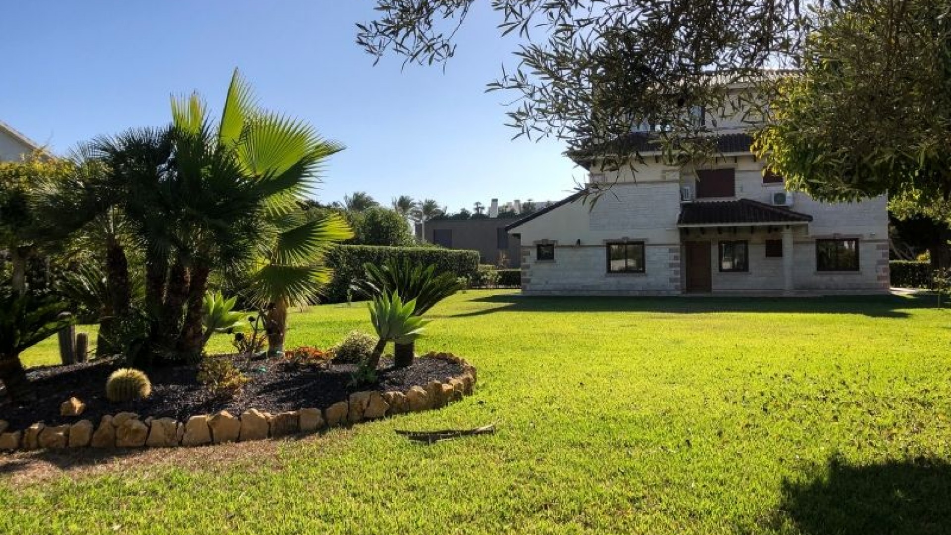 Sale - Detached Villa -
Orihuela Costa