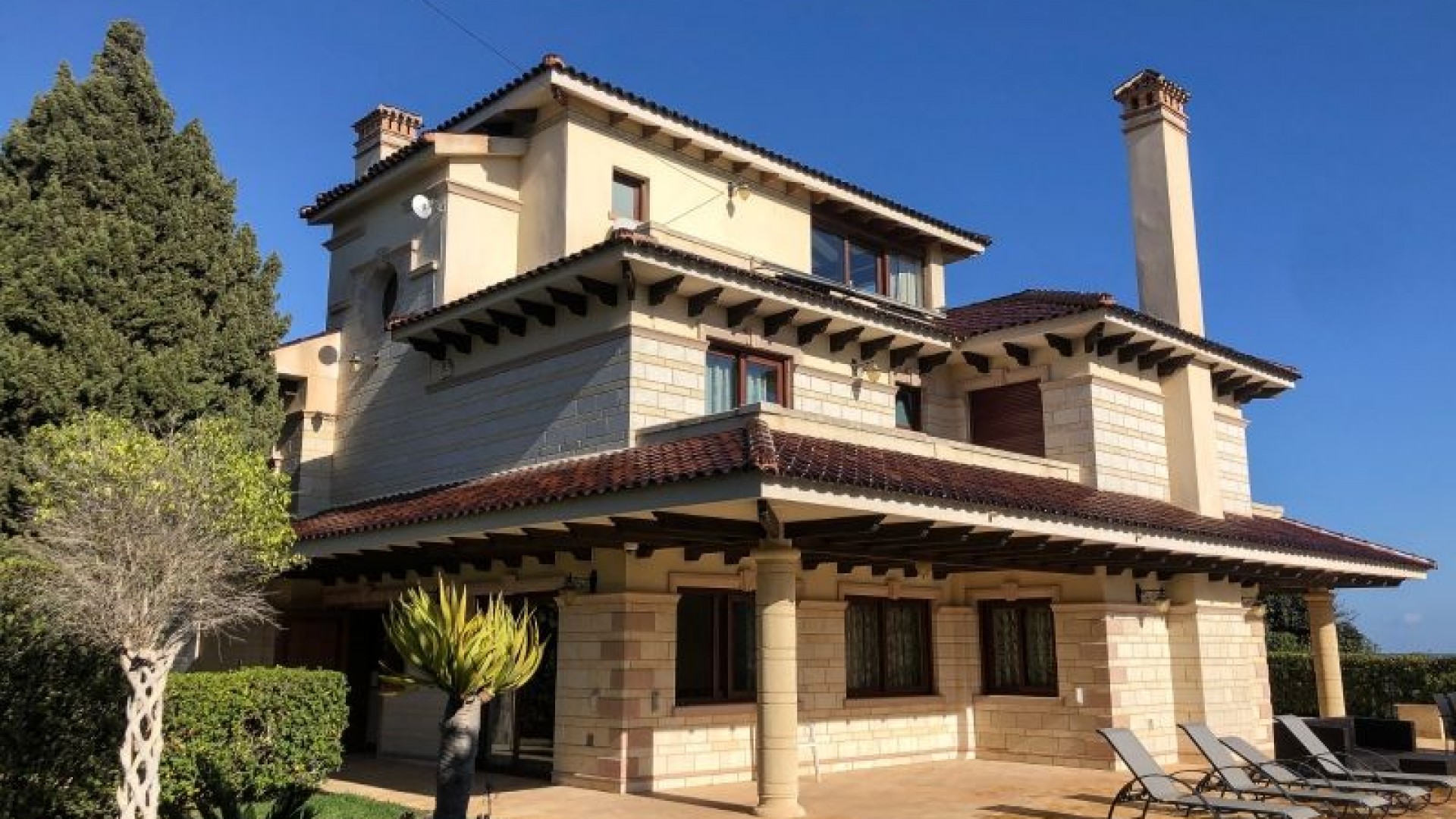 Sale - Detached Villa -
Orihuela Costa