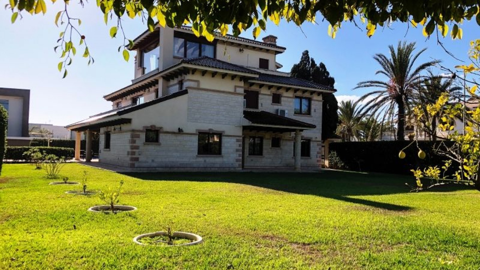 Sale - Detached Villa -
Orihuela Costa