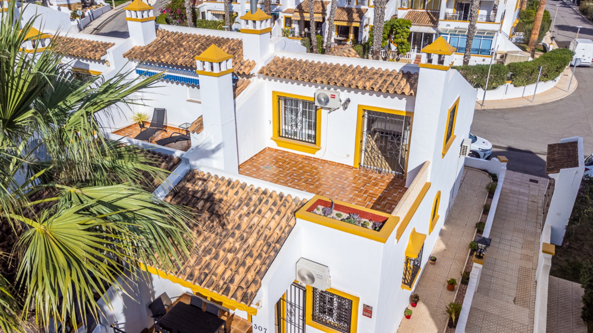 Sale - Detached Villa -
Orihuela Costa