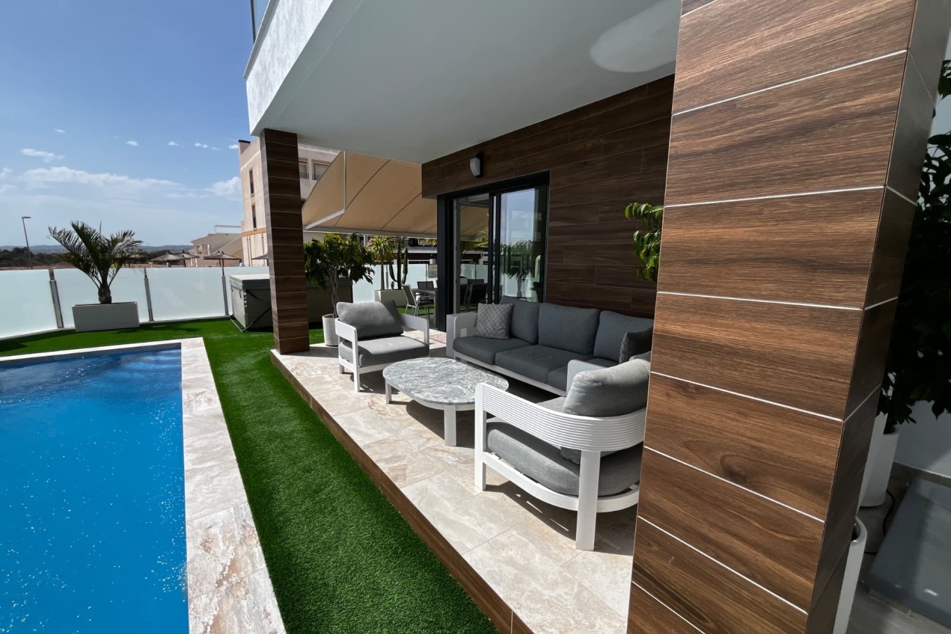 Sale - Detached Villa -
Orihuela - Entre Naranjos Vistabella Golf