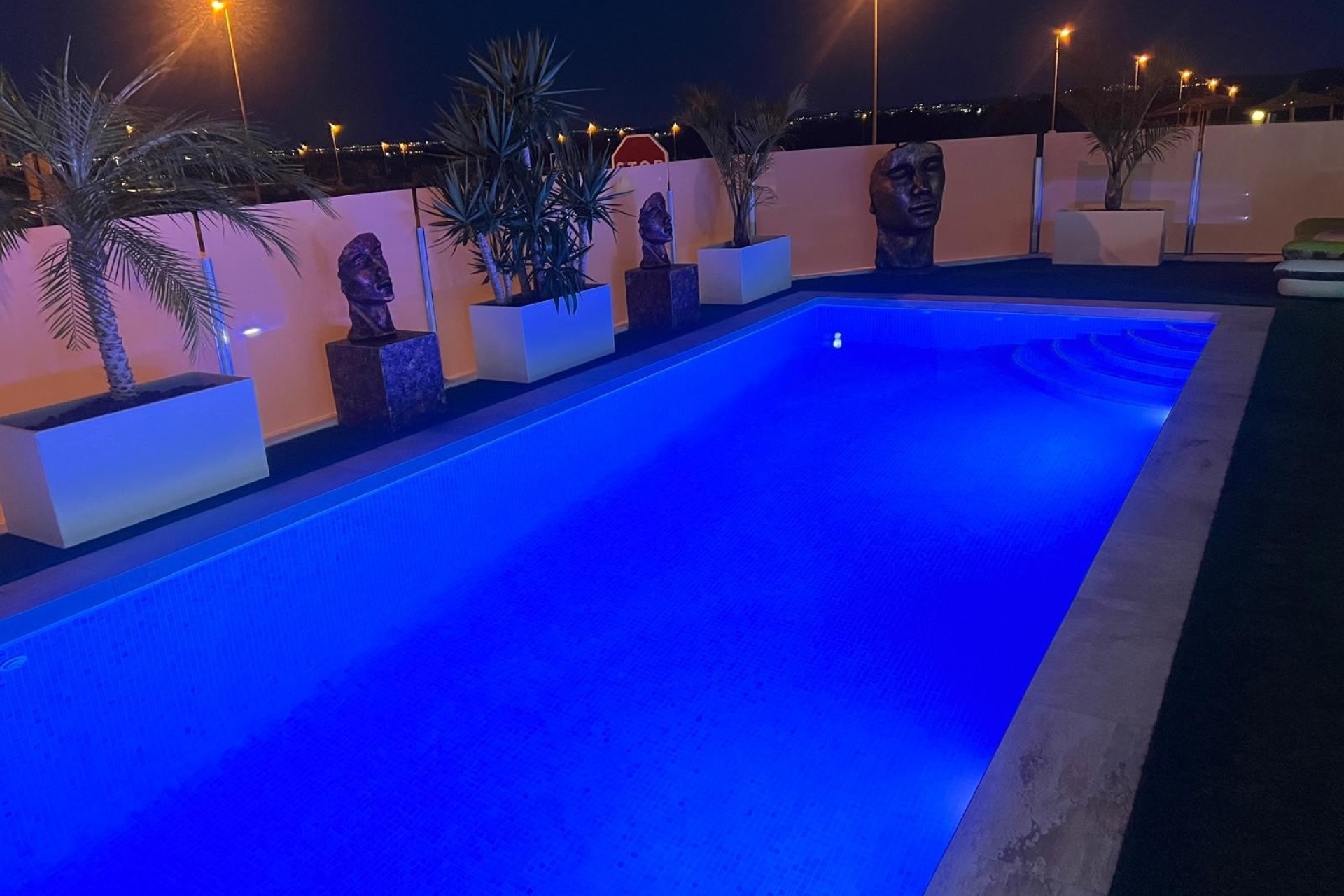 Sale - Detached Villa -
Orihuela - Entre Naranjos Vistabella Golf