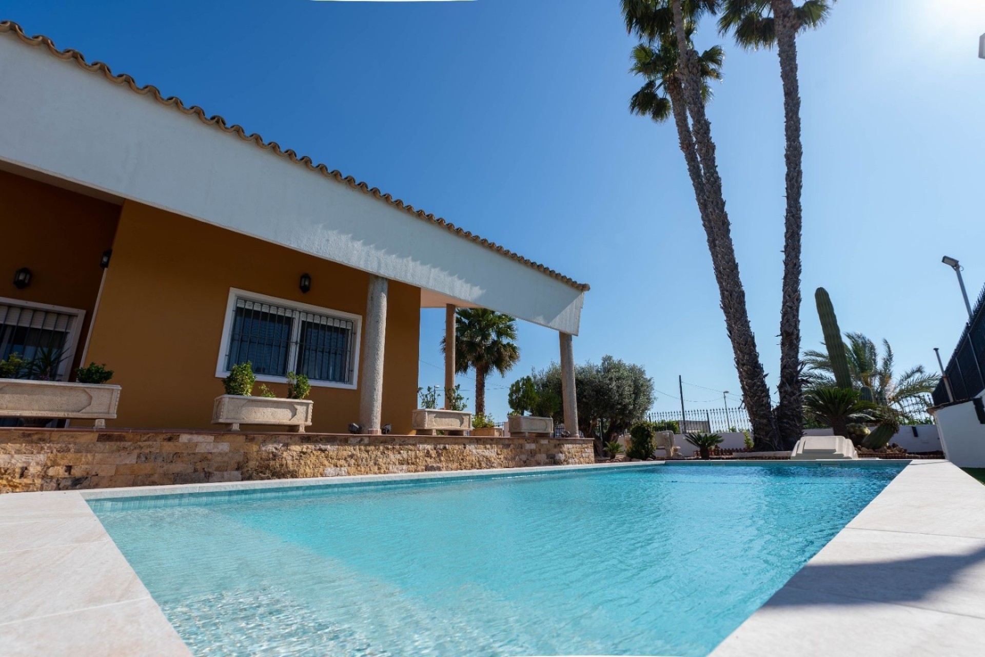 Sale - Detached Villa -
Orihuela - Inland