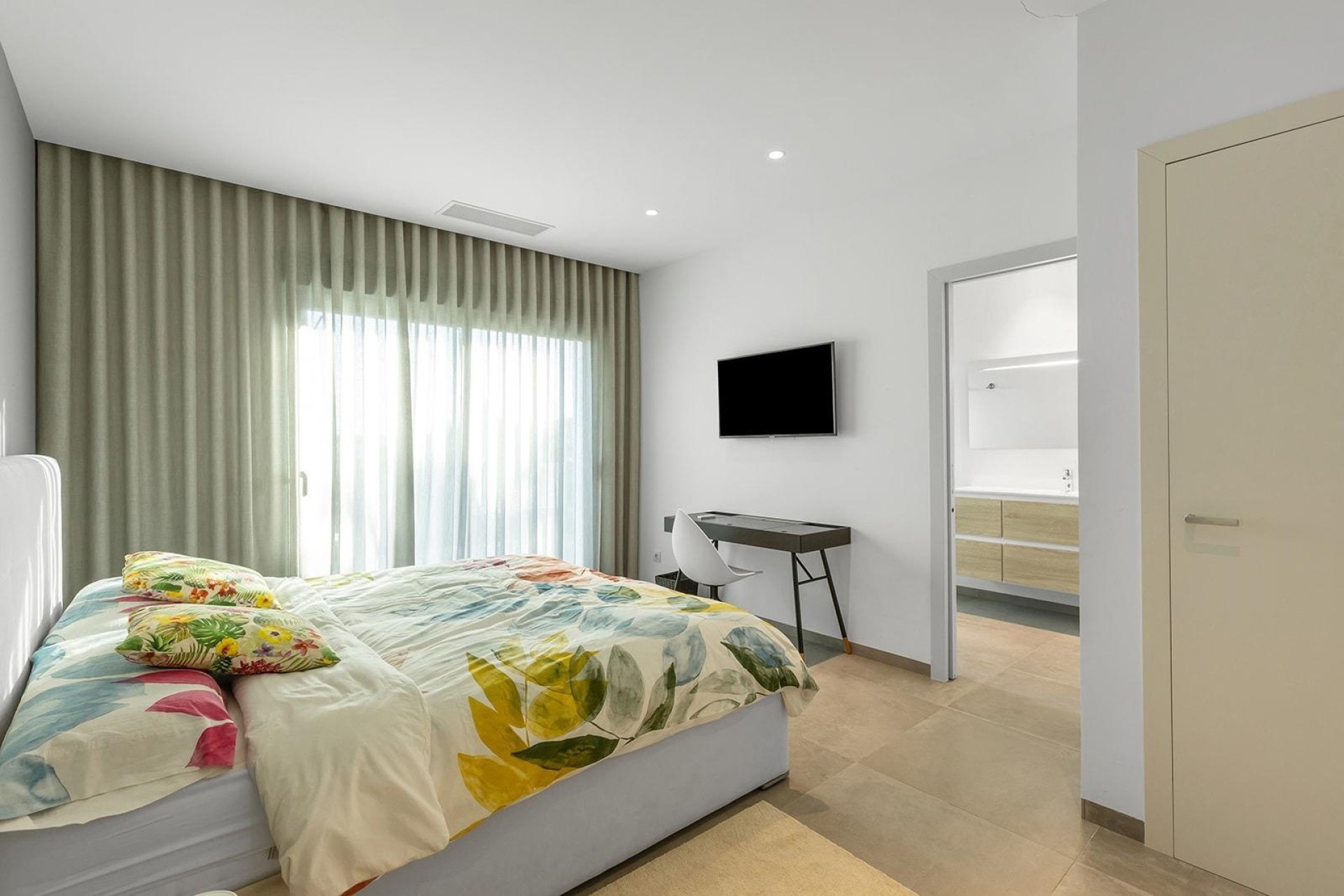 Sale - Detached Villa -
Orihuela - Las Colinas Golf