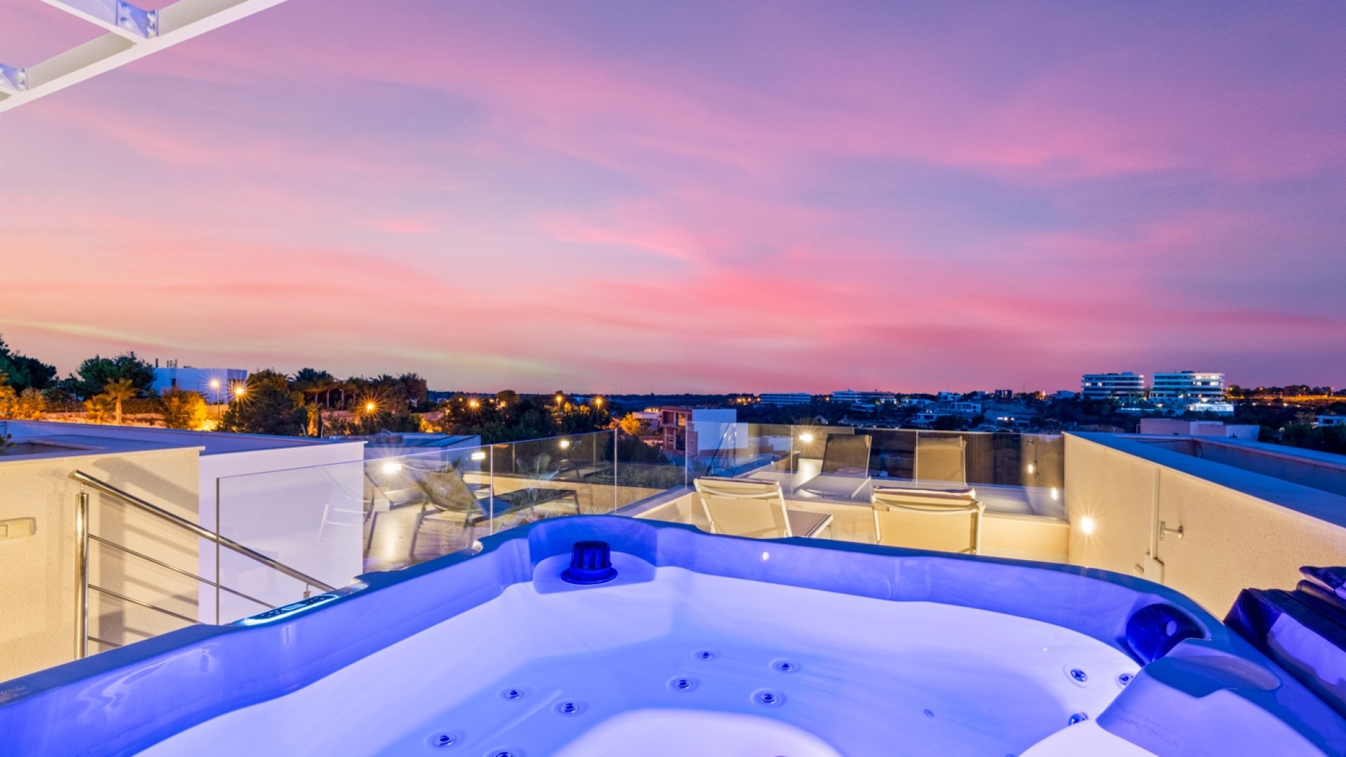 Sale - Detached Villa -
Orihuela - Las Colinas Golf