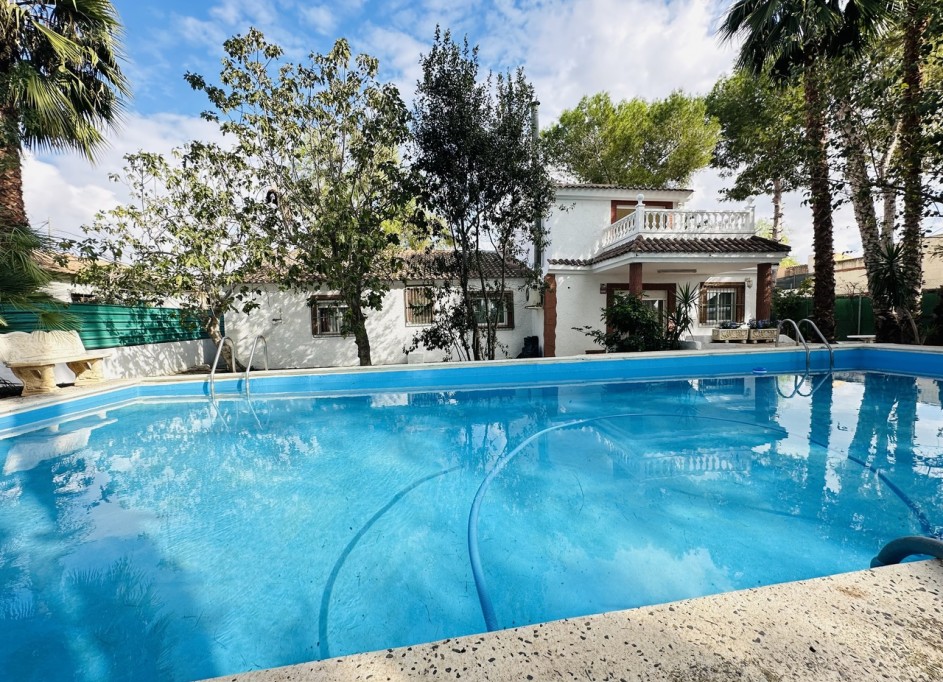Sale - Detached Villa -
Orihuela
