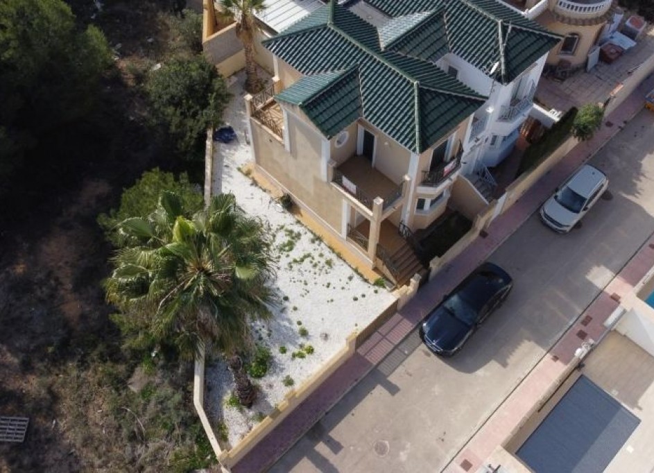 Sale - Detached Villa -
Orihuela