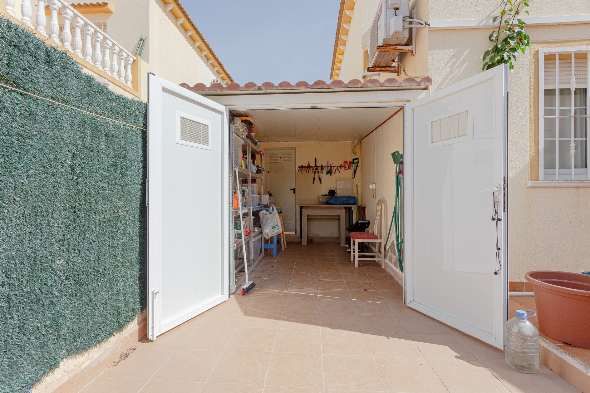Sale - Detached Villa -
Pilar de la Horadada - Costa Blanca