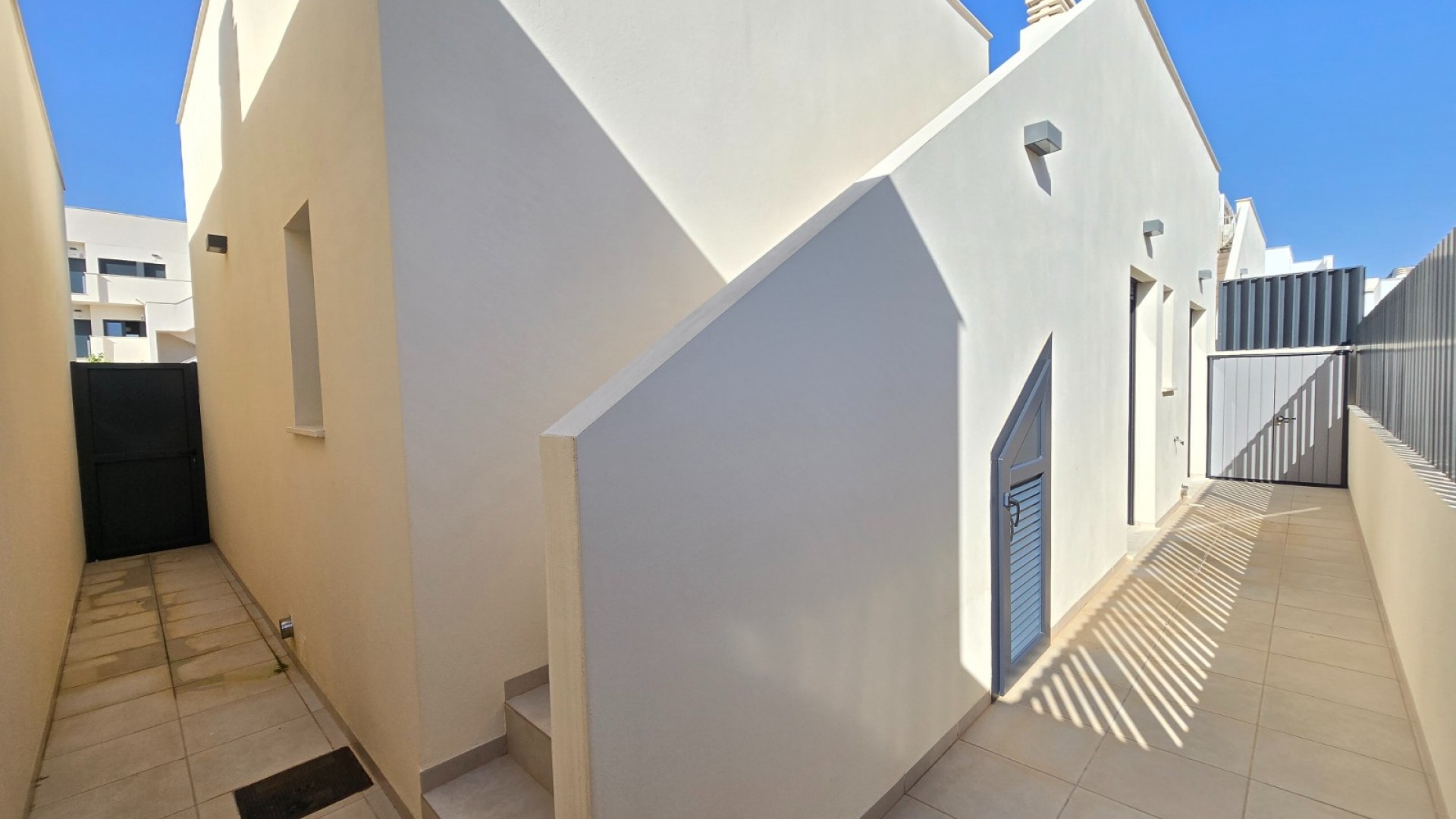 Sale - Detached Villa -
Pilar de la Horadada - Lo Romero Golf