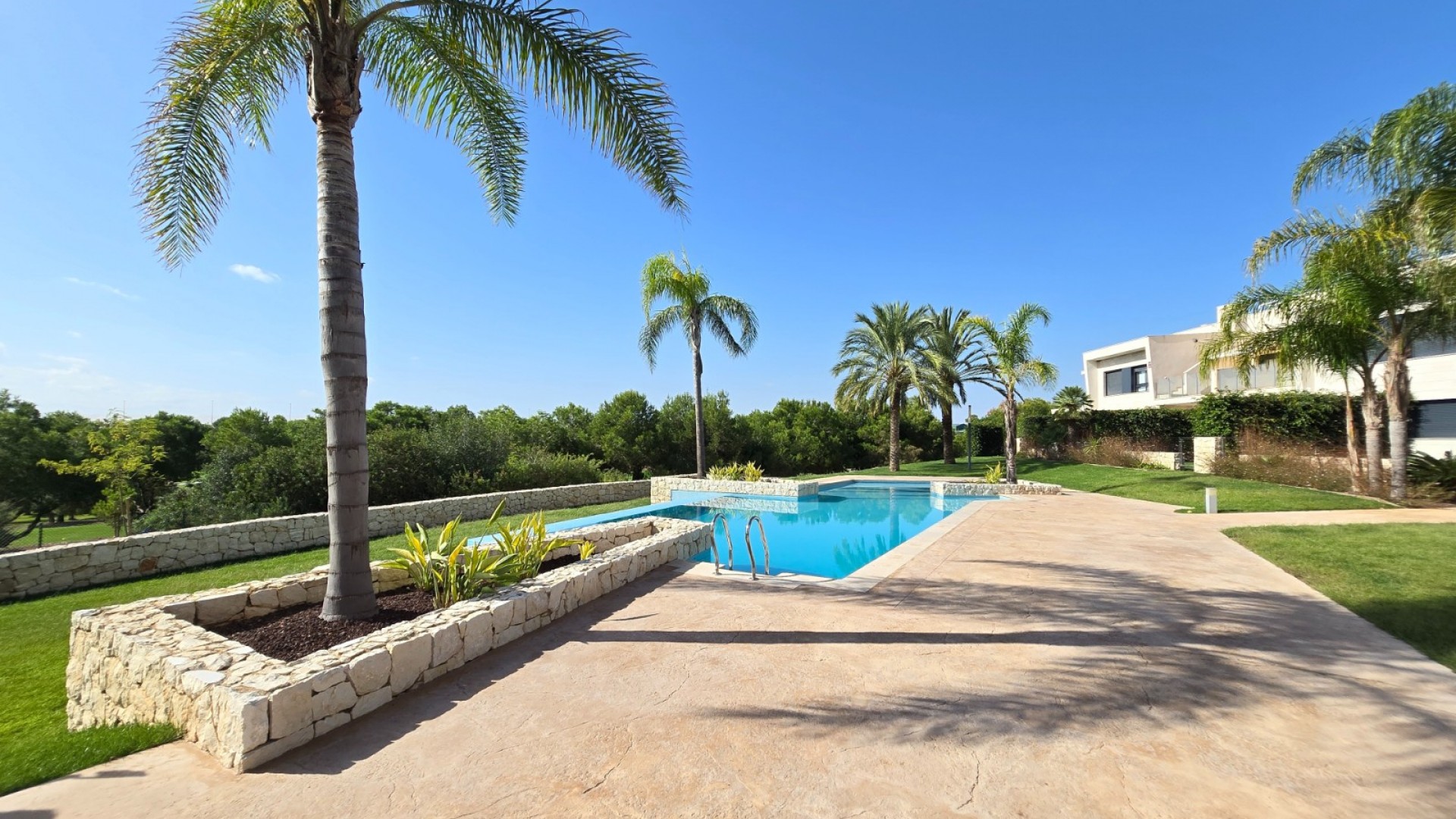 Sale - Detached Villa -
Pilar de la Horadada - Lo Romero Golf