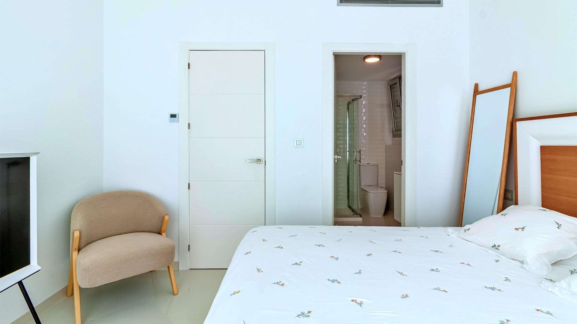 Sale - Detached Villa -
Pilar de la Horadada - Pueblo Latino