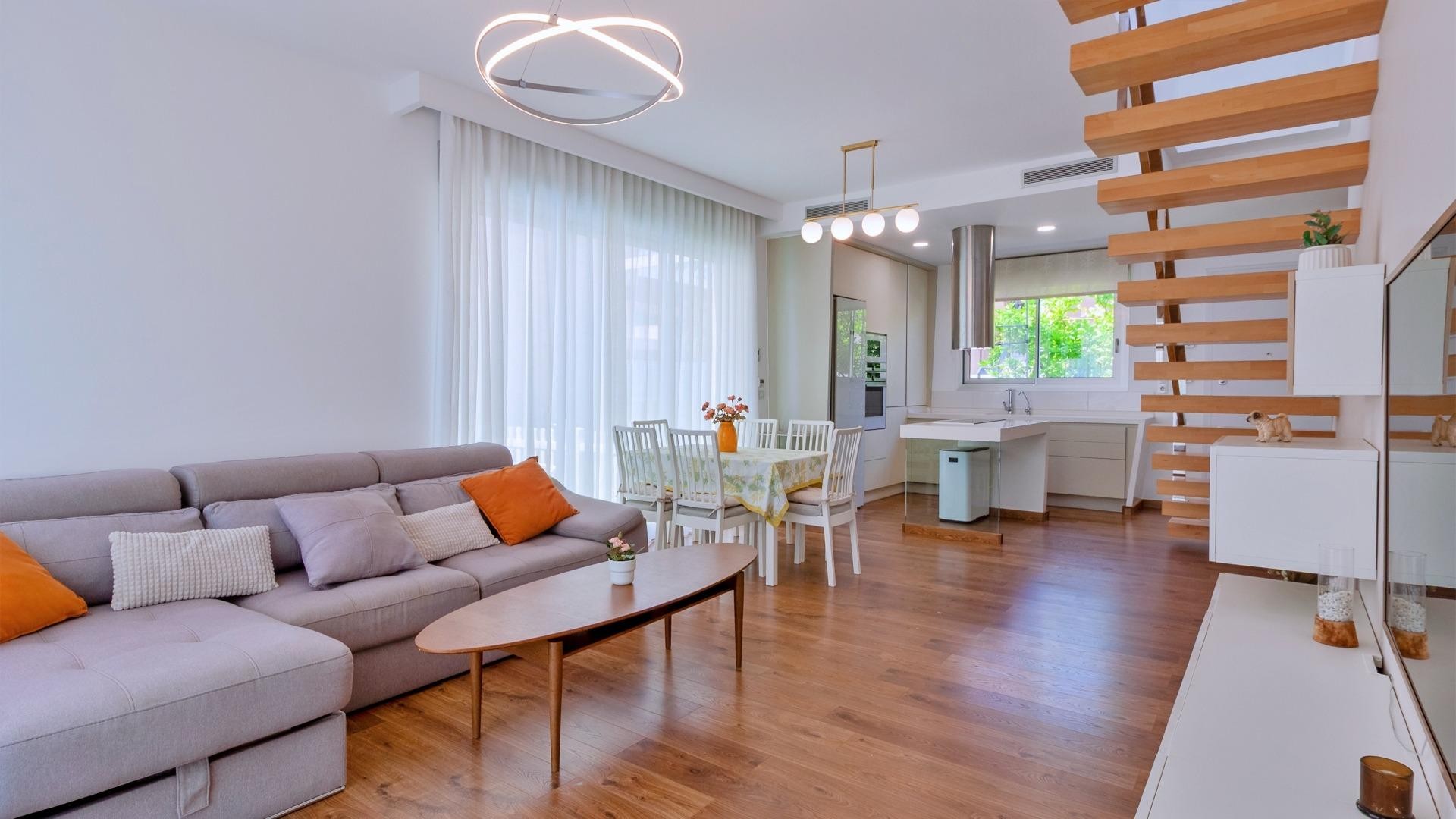 Sale - Detached Villa -
Pilar de la Horadada - Pueblo Latino