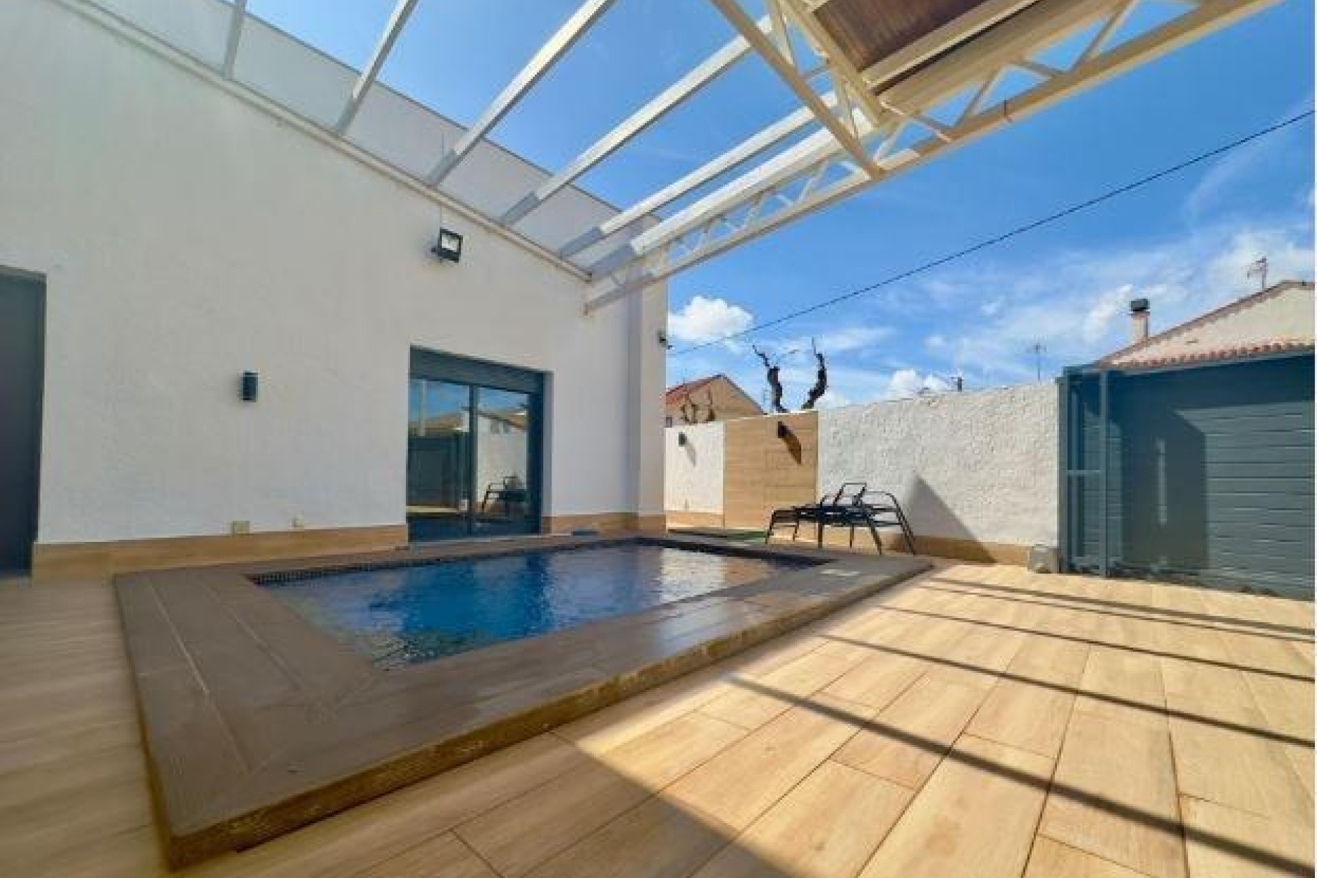 Sale - Detached Villa -
Pilar de la Horadada - Torre de la Horadada