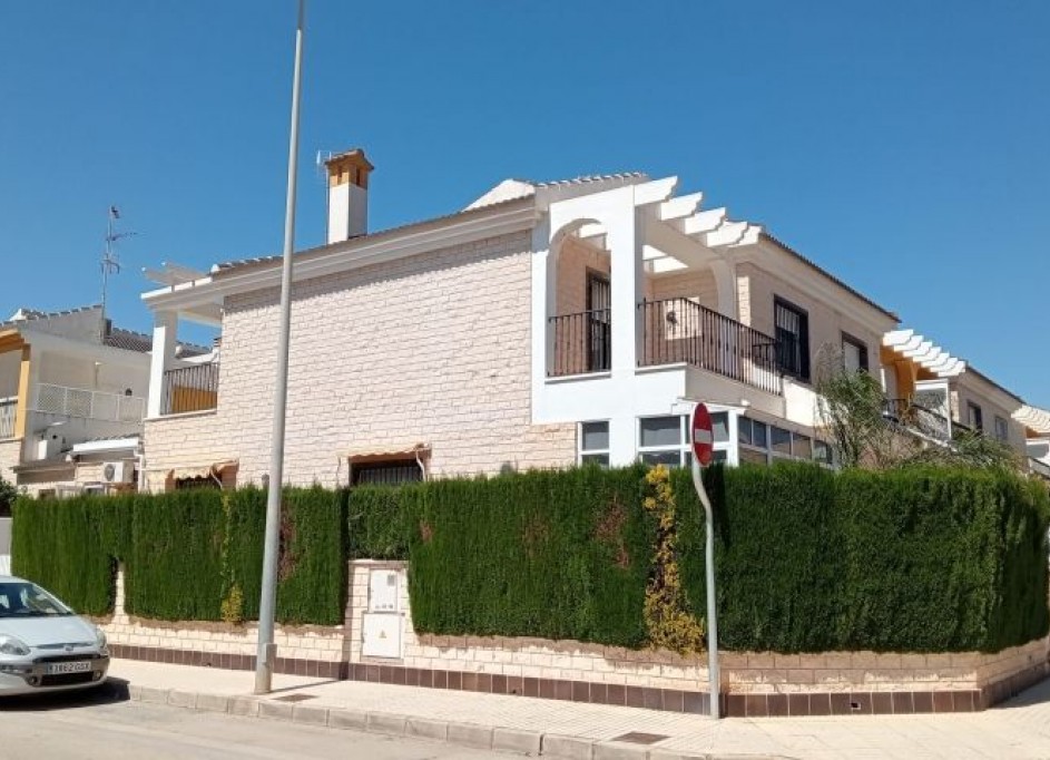 Sale - Detached Villa -
Pilar de la Horadada