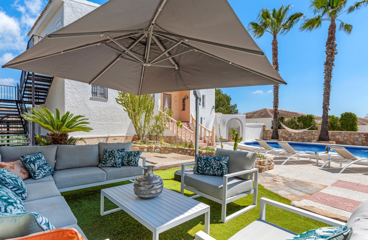 Sale - Detached Villa -
Pinar de Campoverde - Costa Blanca