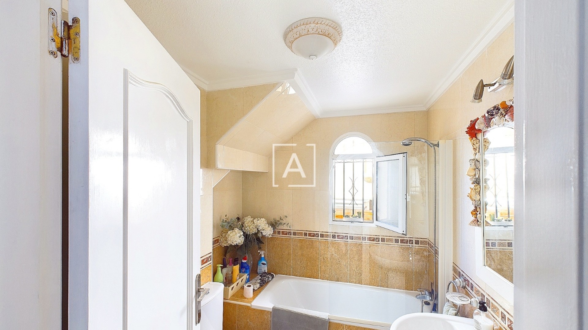 Sale - Detached Villa -
Pinar de Campoverde