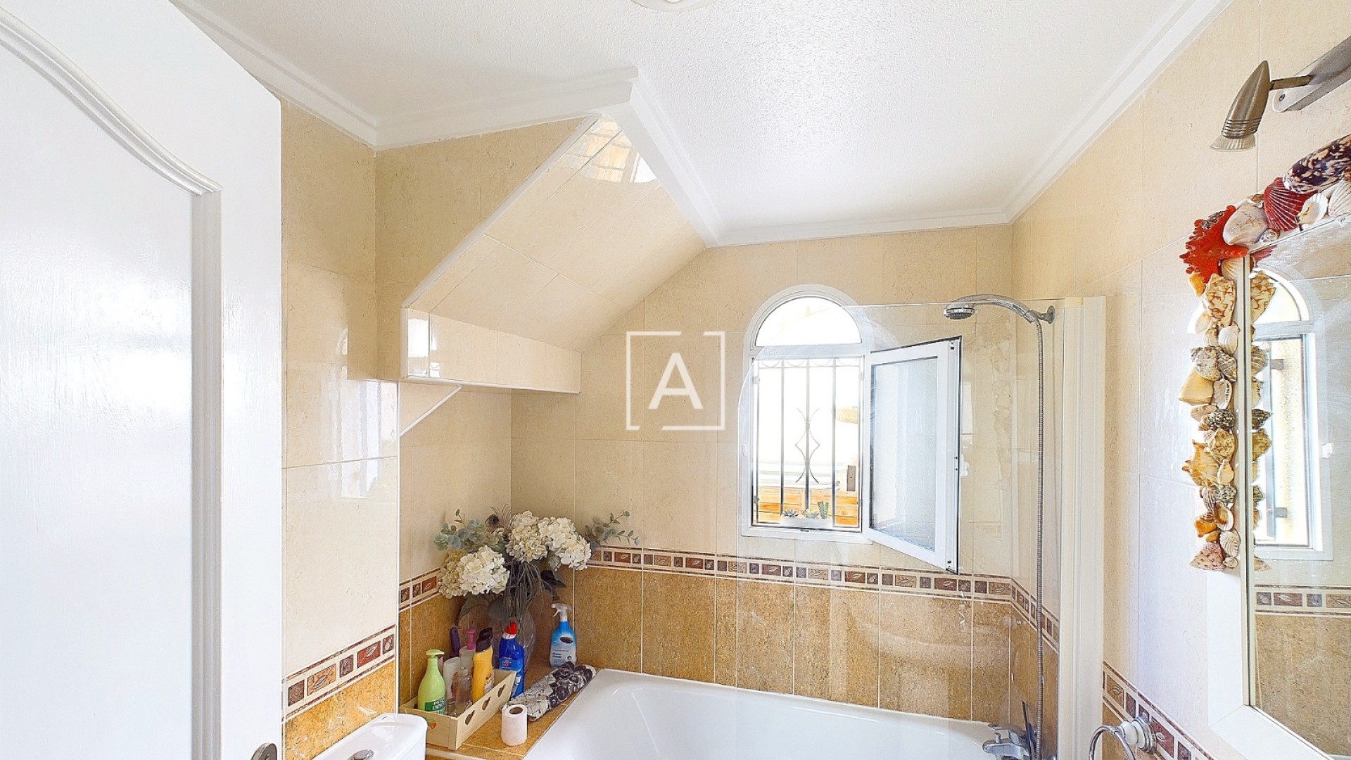 Sale - Detached Villa -
Pinar de Campoverde