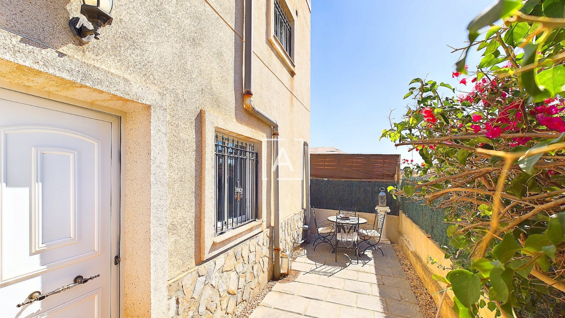 Sale - Detached Villa -
Pinar de Campoverde