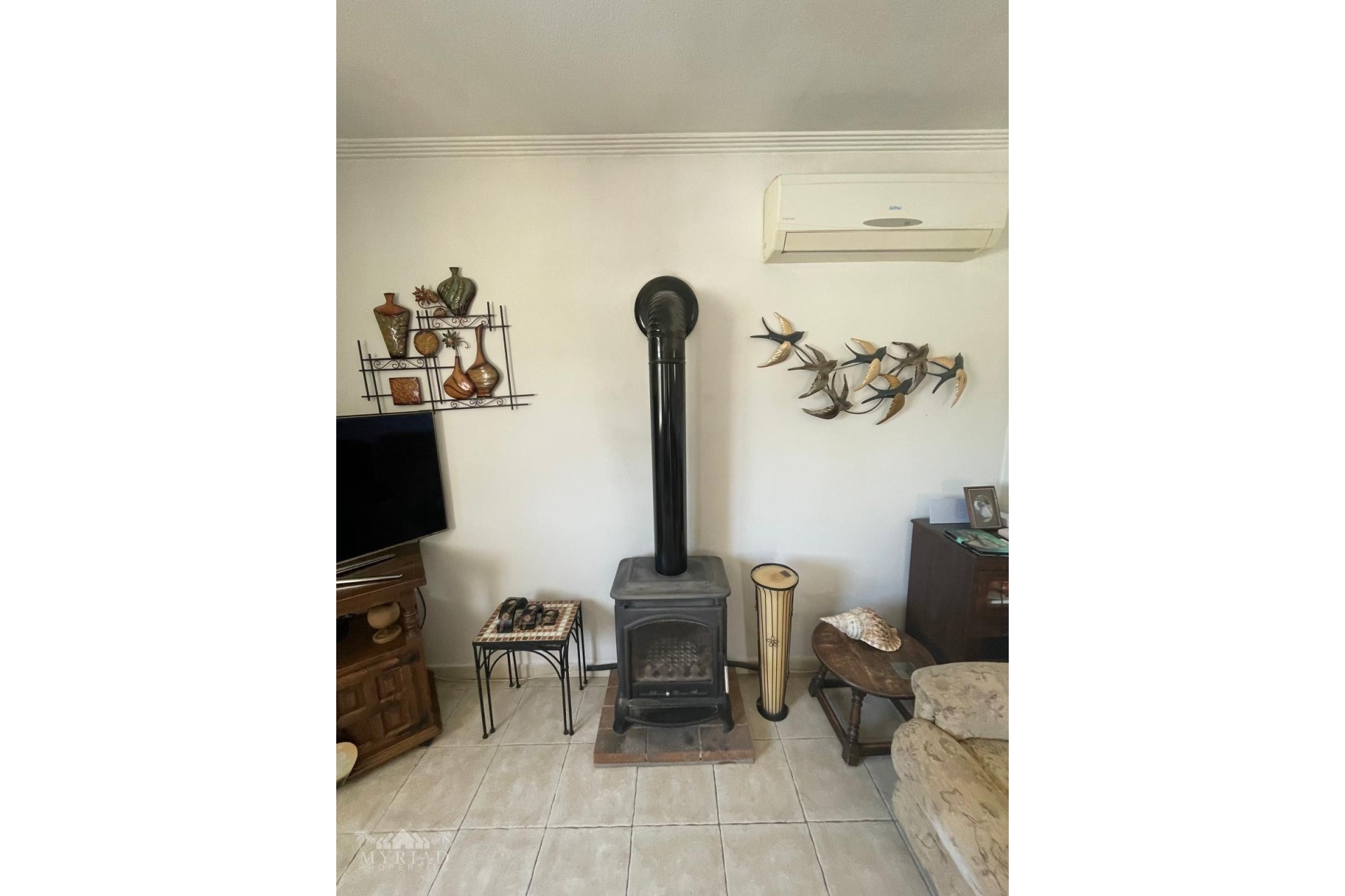 Sale - Detached Villa -
Pinoso - Pinoso Alicante