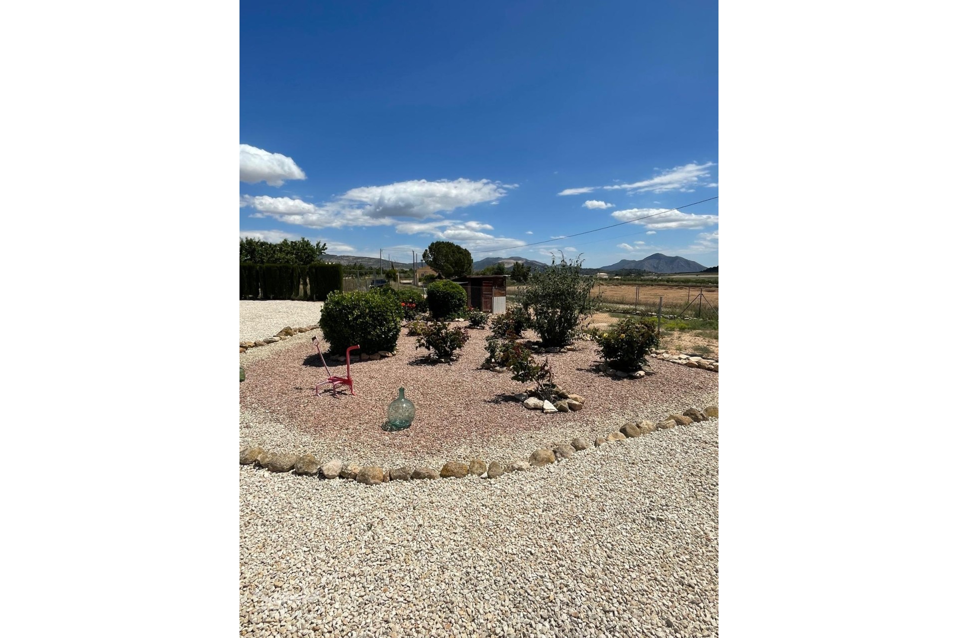 Sale - Detached Villa -
Pinoso - Pinoso Alicante