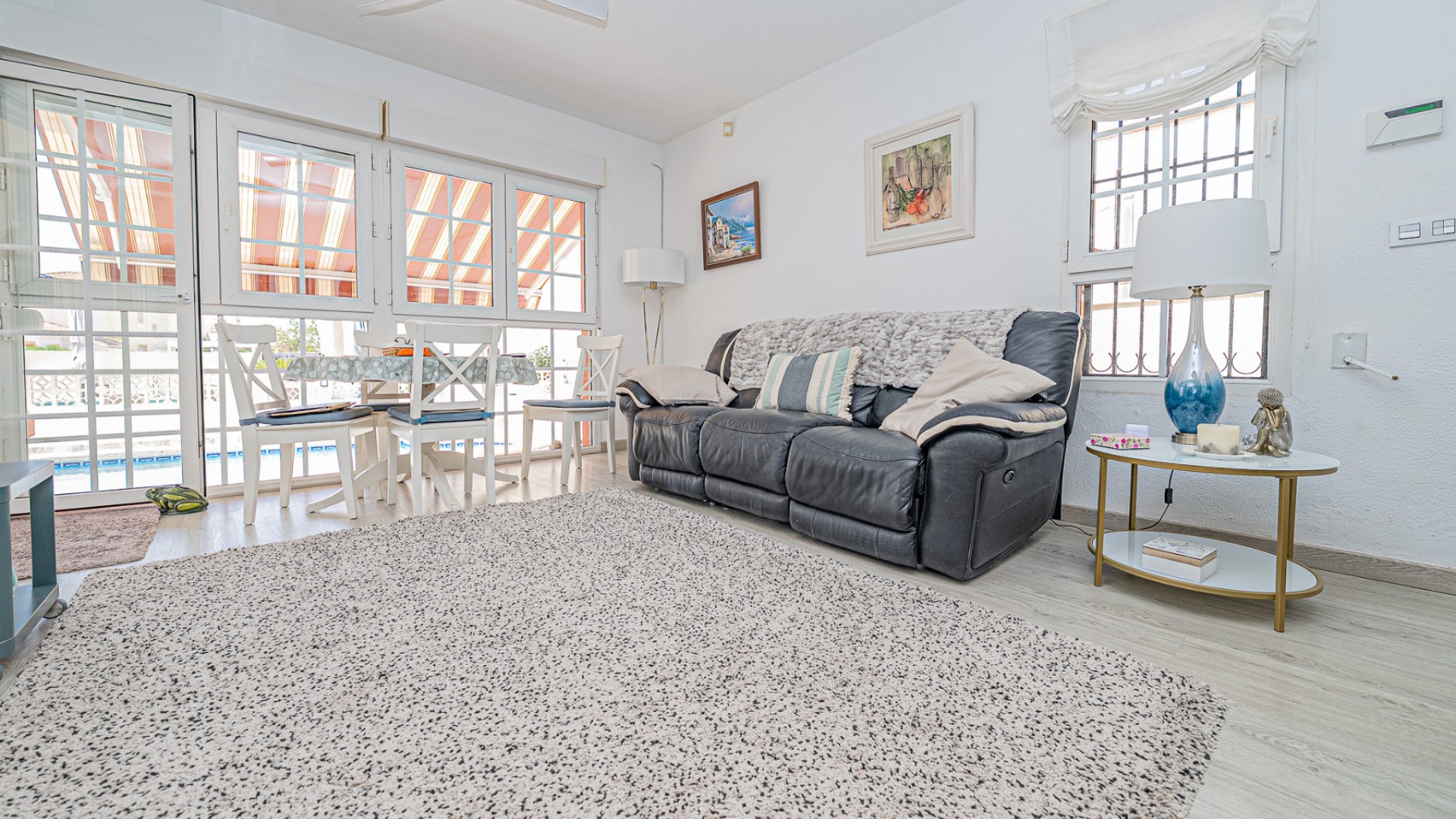 Sale - Detached Villa -
Playa Flamenca - Montilla