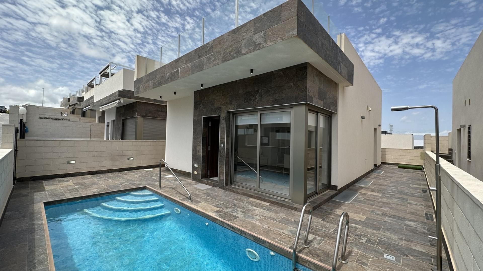 Sale - Detached Villa -
Playa Flamenca