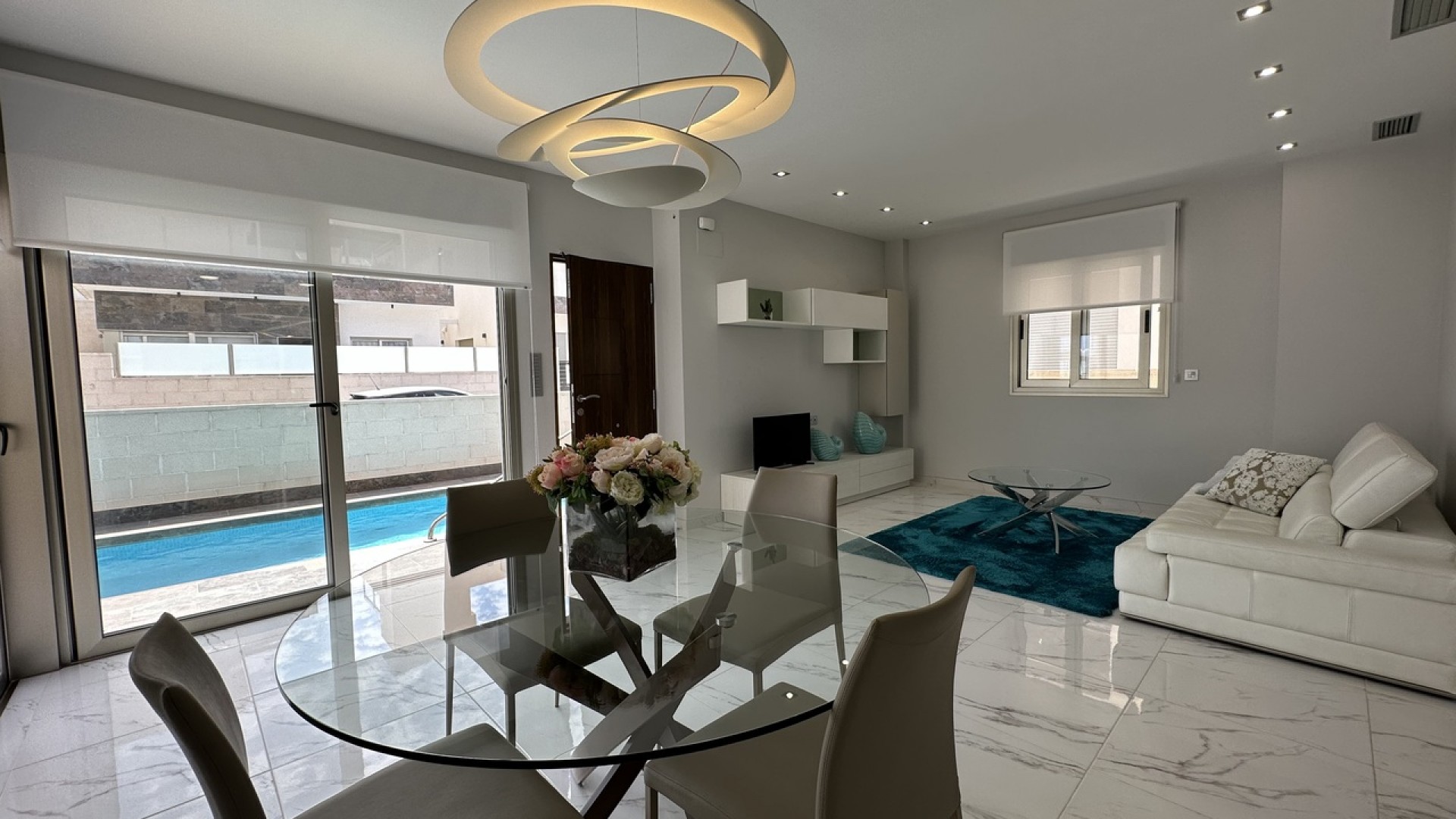 Sale - Detached Villa -
Playa Flamenca