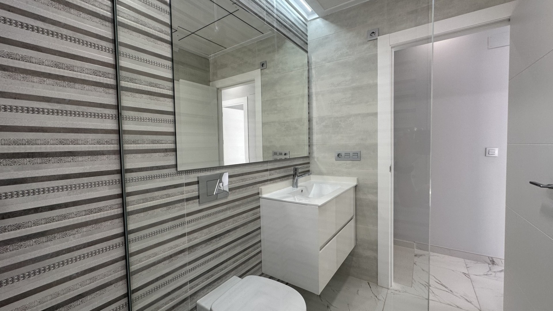 Sale - Detached Villa -
Playa Flamenca