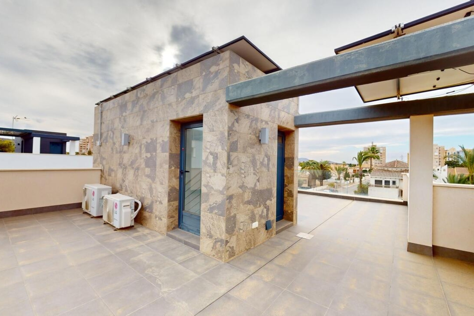 Sale - Detached Villa -
Playa honda - Costa Calida