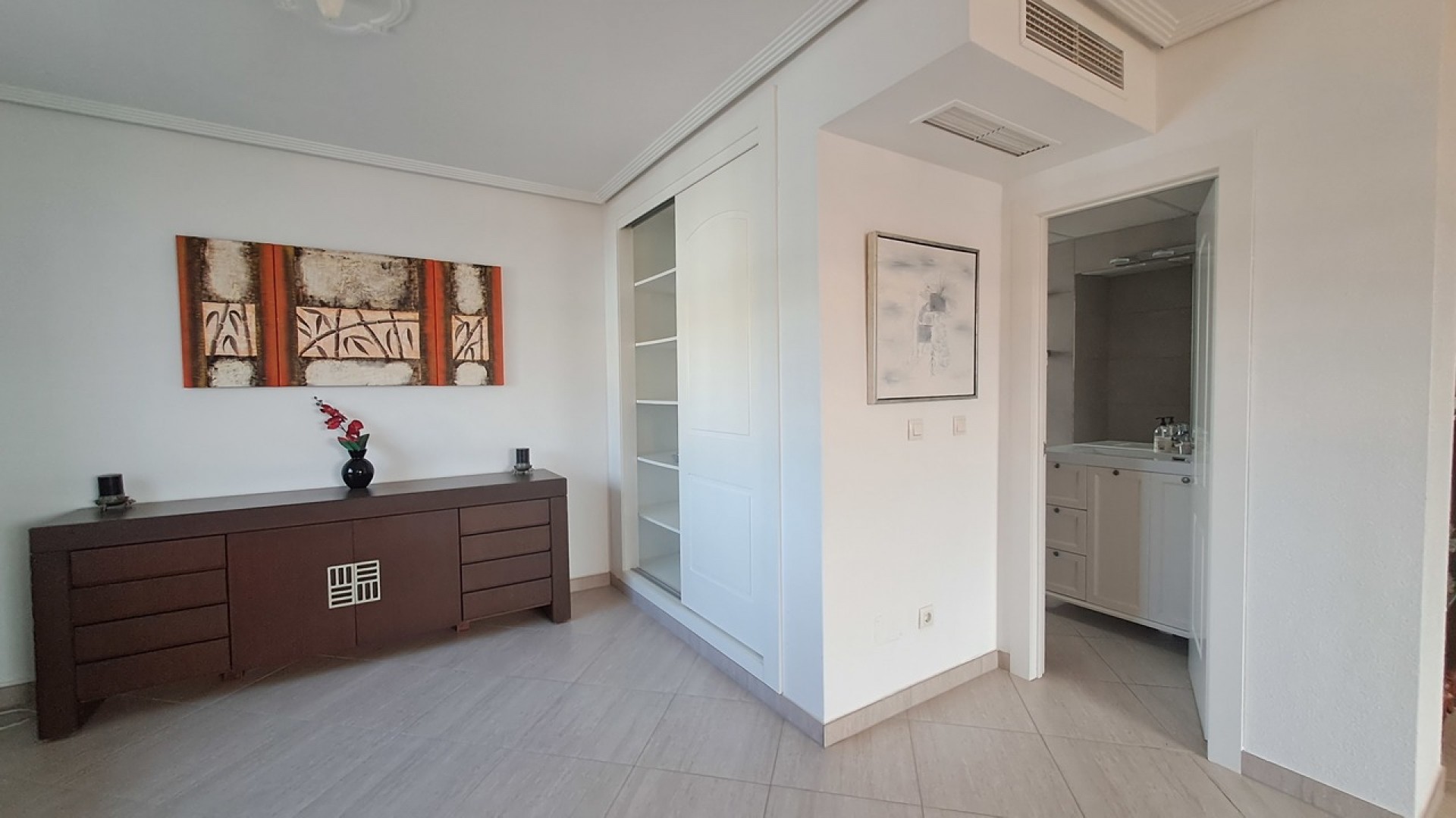 Sale - Detached Villa -
Punta Prima