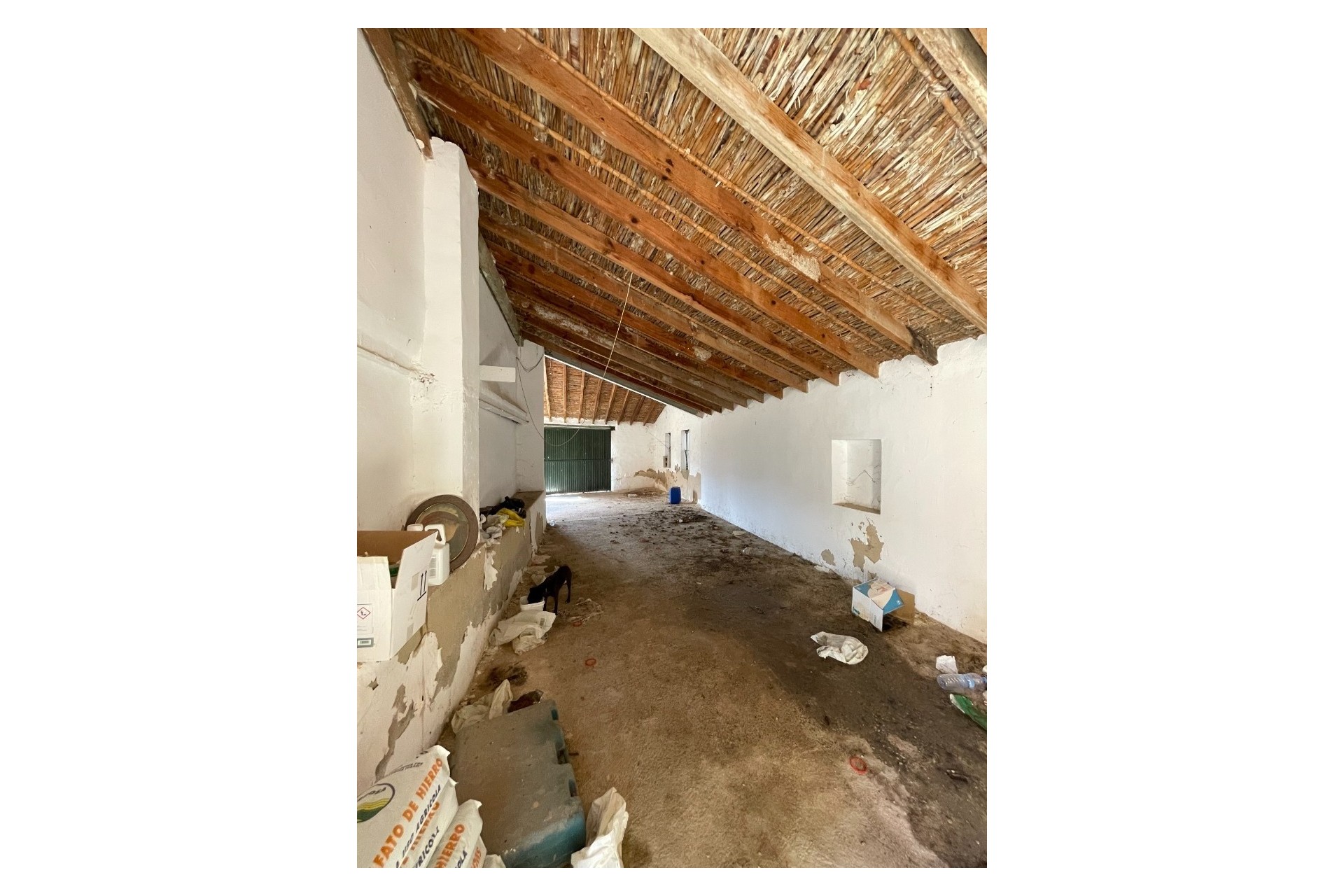 Sale - Detached Villa -
Redován - Inland