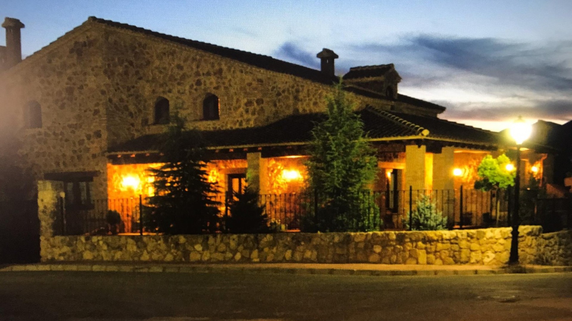 Sale - Detached Villa -
Riopar