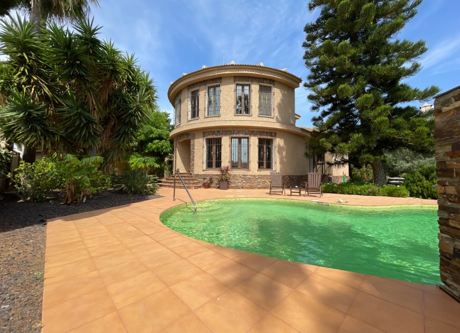 Sale - Detached Villa -
Rojales - Ciudad Quesada