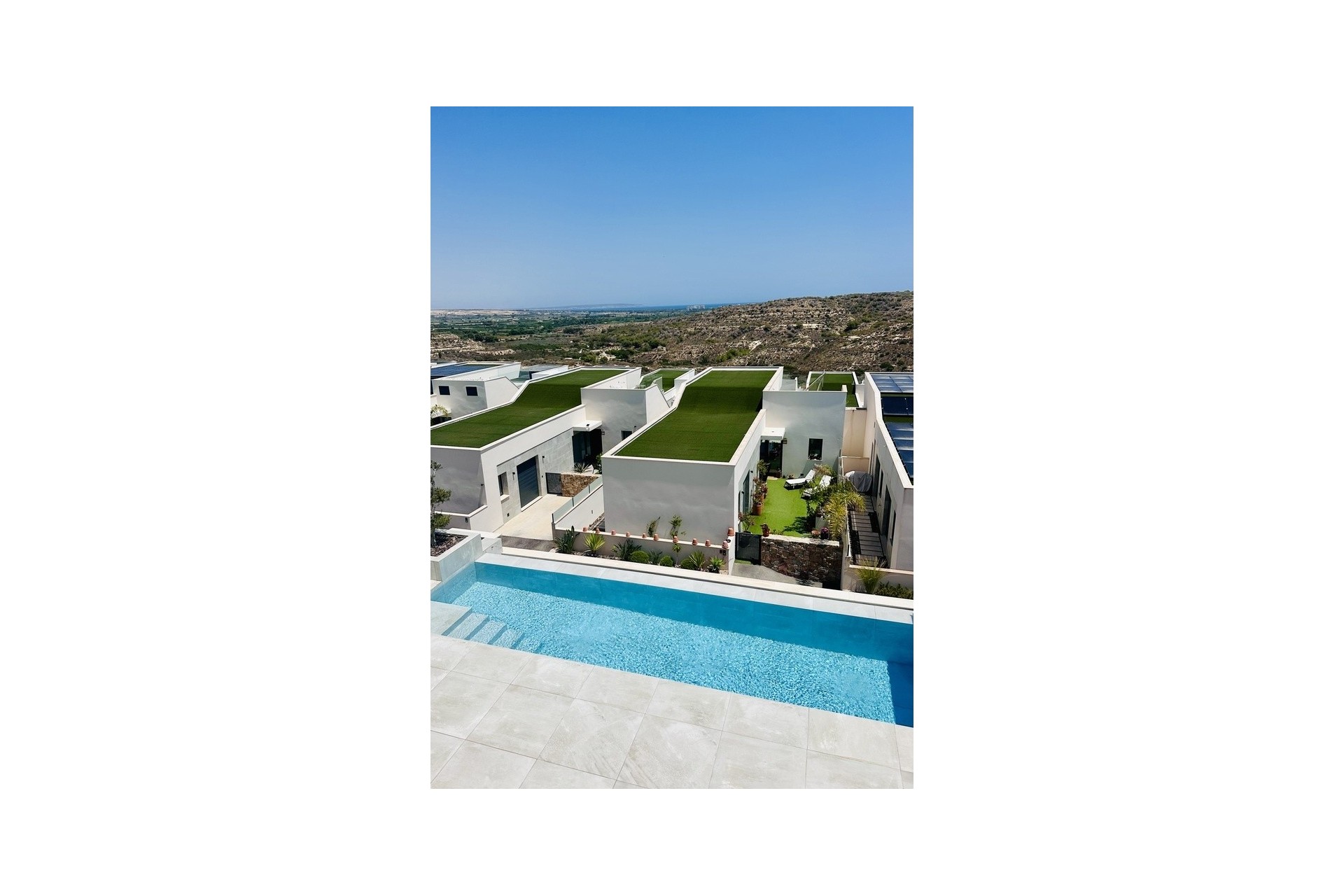 Sale - Detached Villa -
Rojales Hills - Costa Blanca