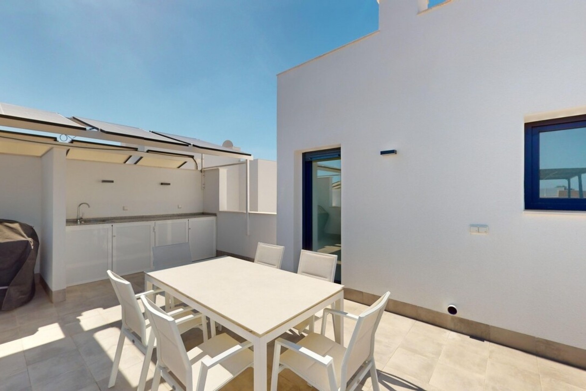 Sale - Detached Villa -
Roldan - Inland
