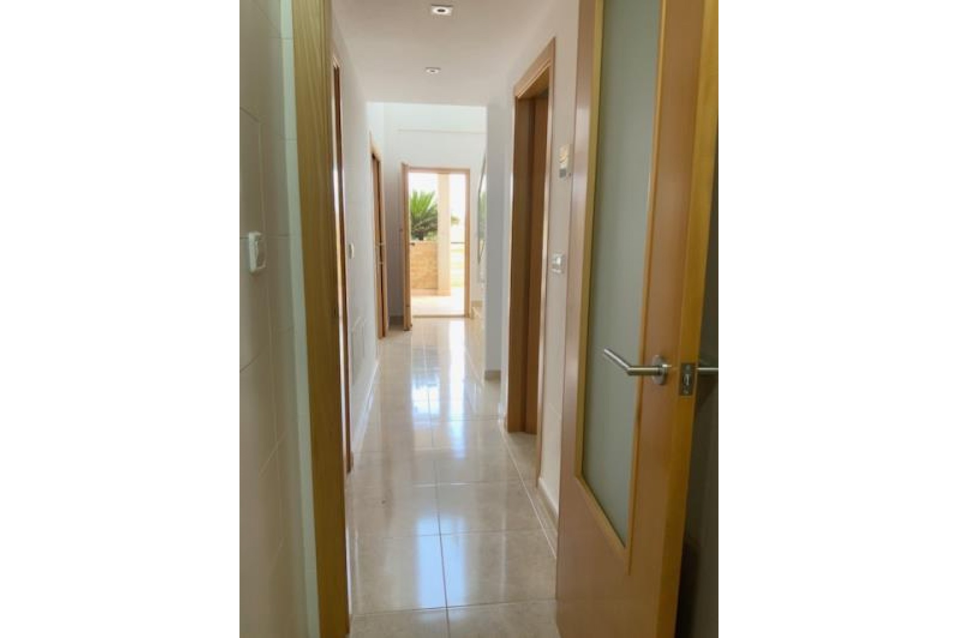 Sale - Detached Villa -
Roldan - Inland