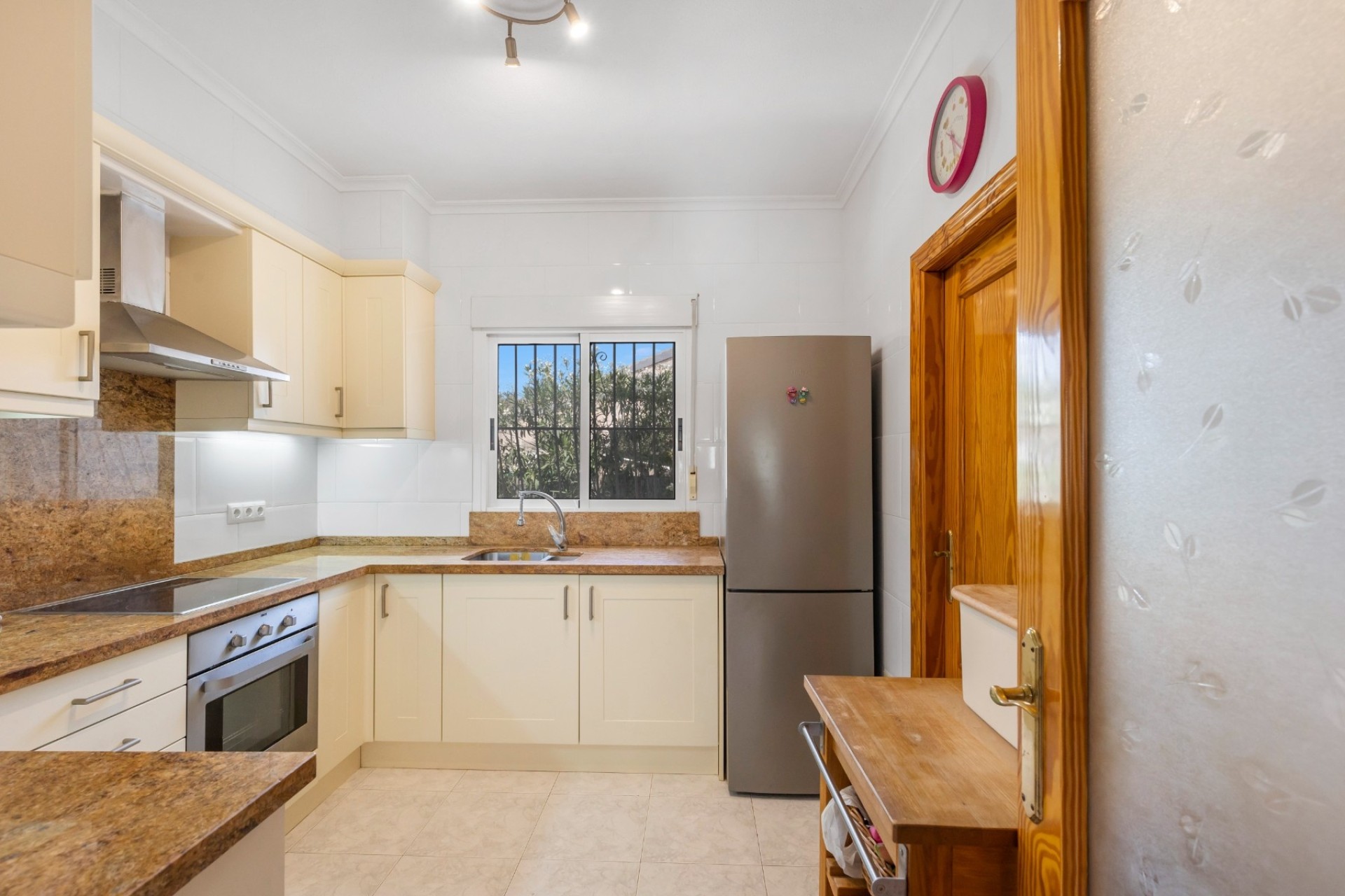 Sale - Detached Villa -
San Fulgencio - La Marina