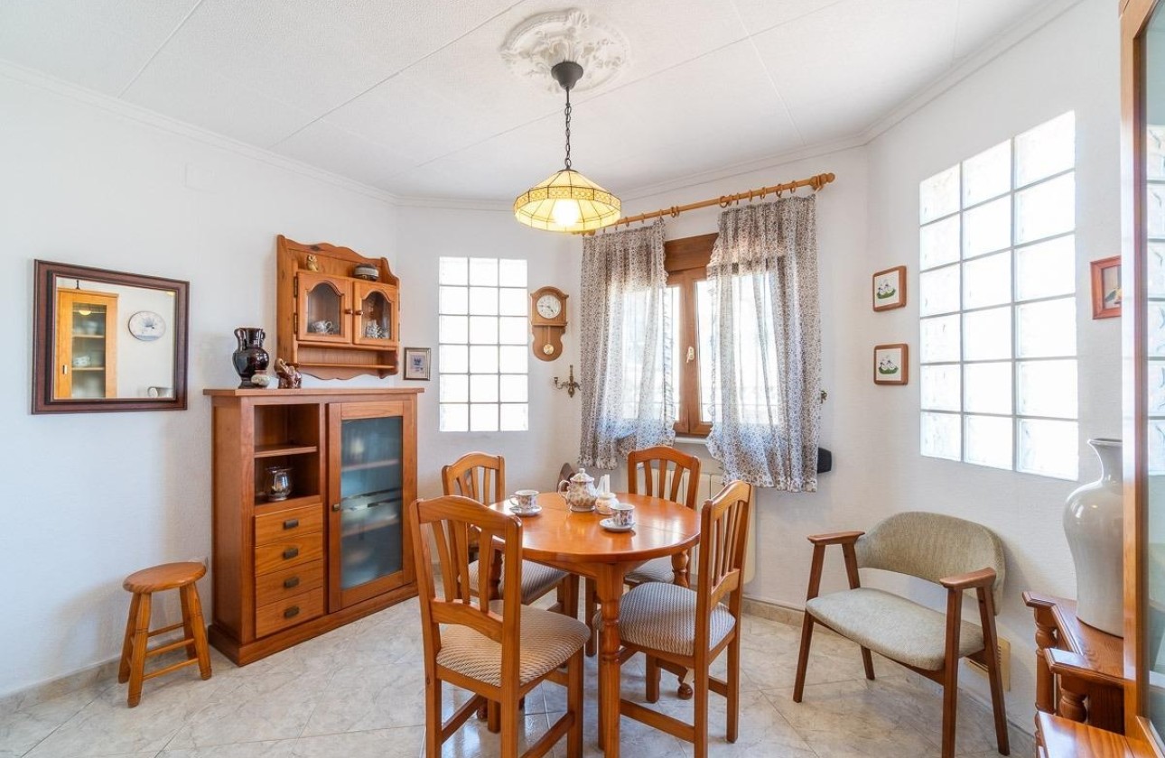 Sale - Detached Villa -
San Fulgencio - La marina