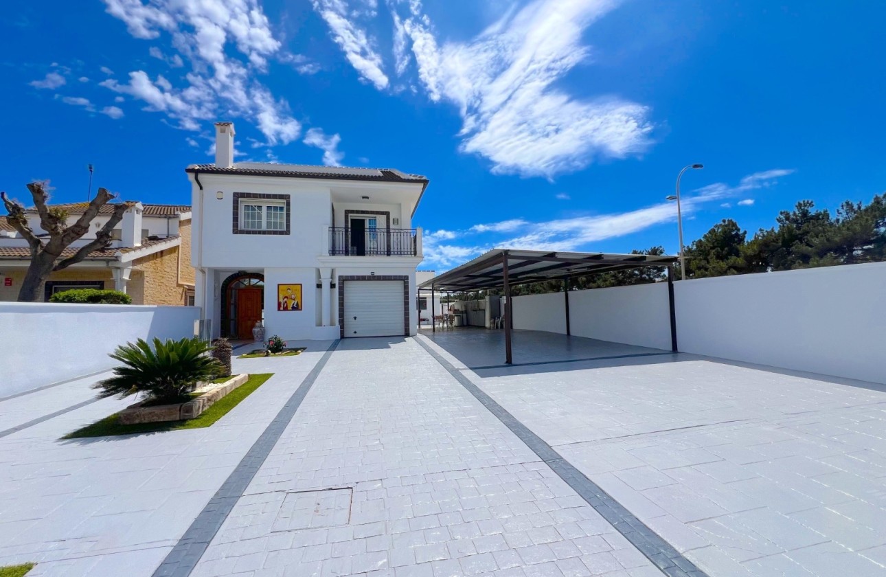 Sale - Detached Villa -
San Javier - Costa Calida
