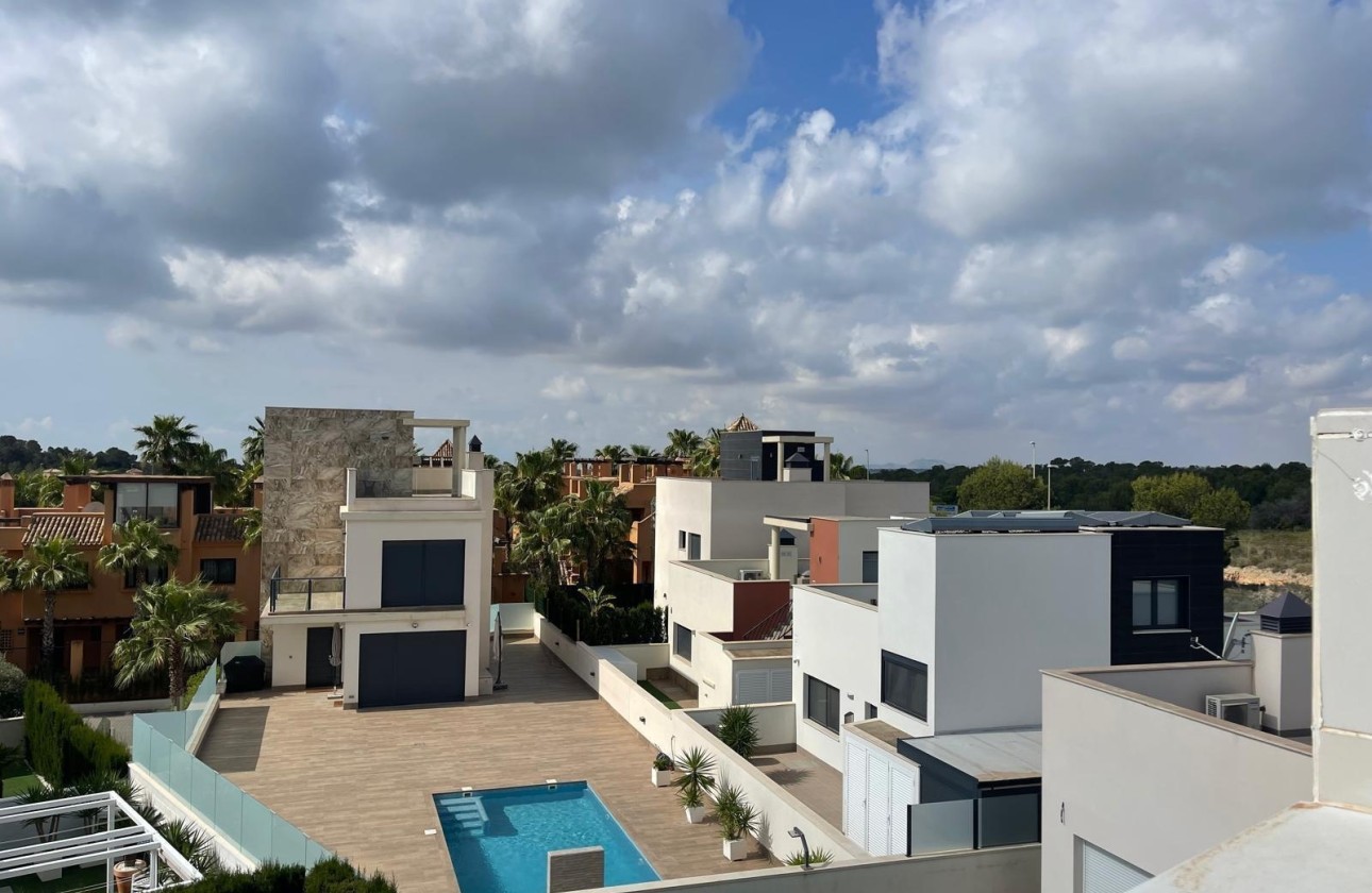 Sale - Detached Villa -
San Miguel de Salinas - Altos De San Miguel