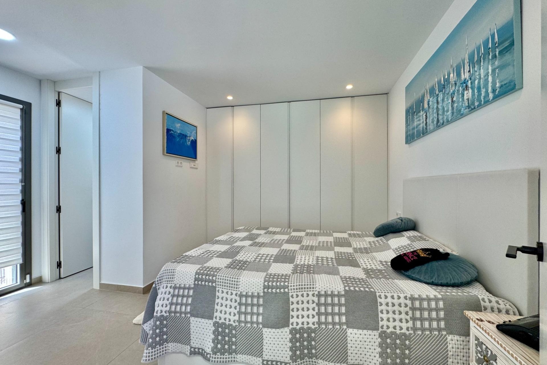Sale - Detached Villa -
San Miguel de Salinas - Blue Lagoon - Galán