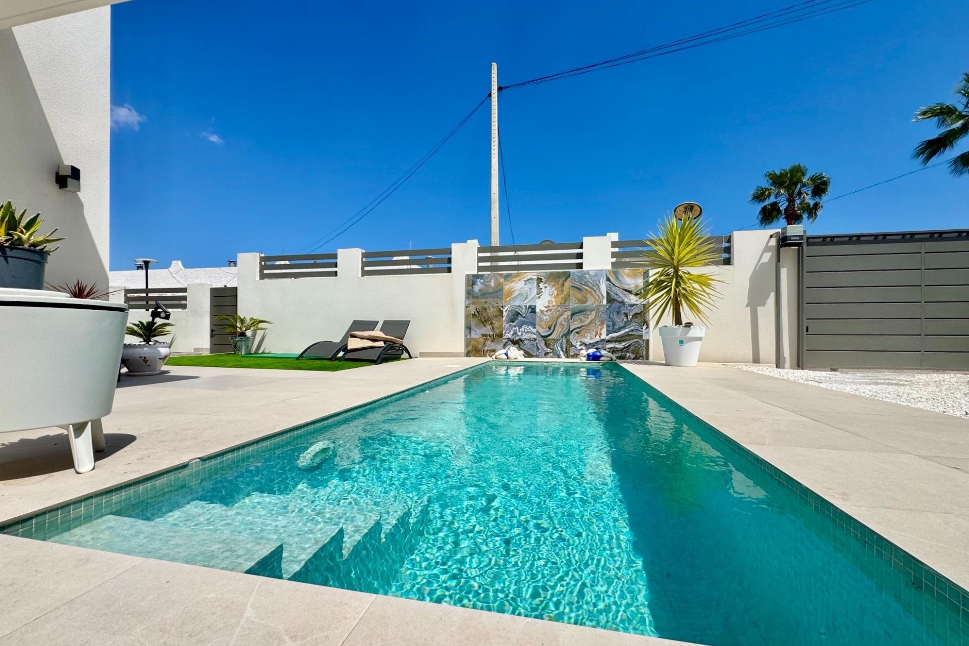 Sale - Detached Villa -
San Miguel de Salinas - Blue Lagoon - Galán